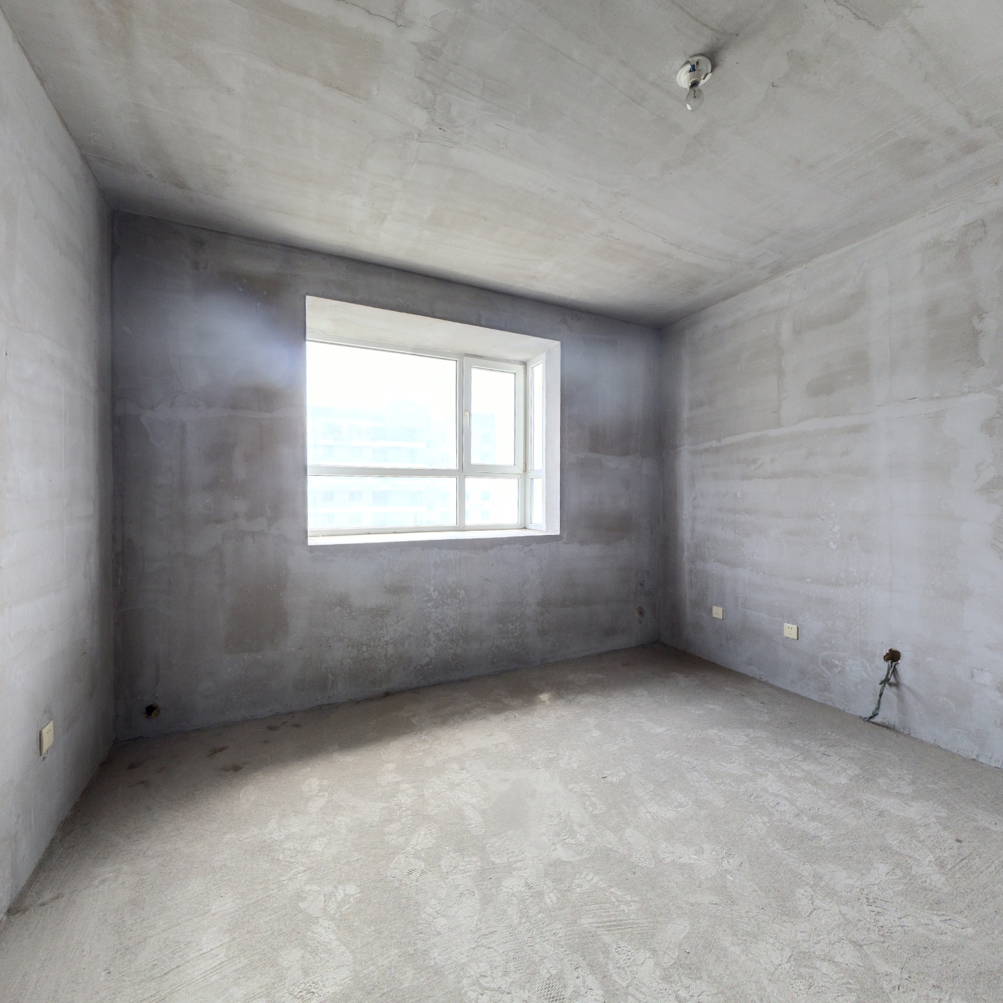 联合七号院，房本满二，前后无遮挡，毛坯随意装