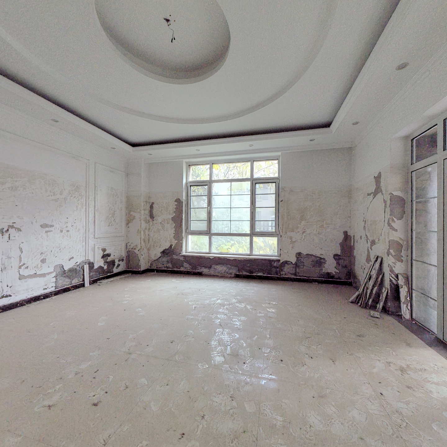 东高精装别墅 花园里的别墅区 业主急售