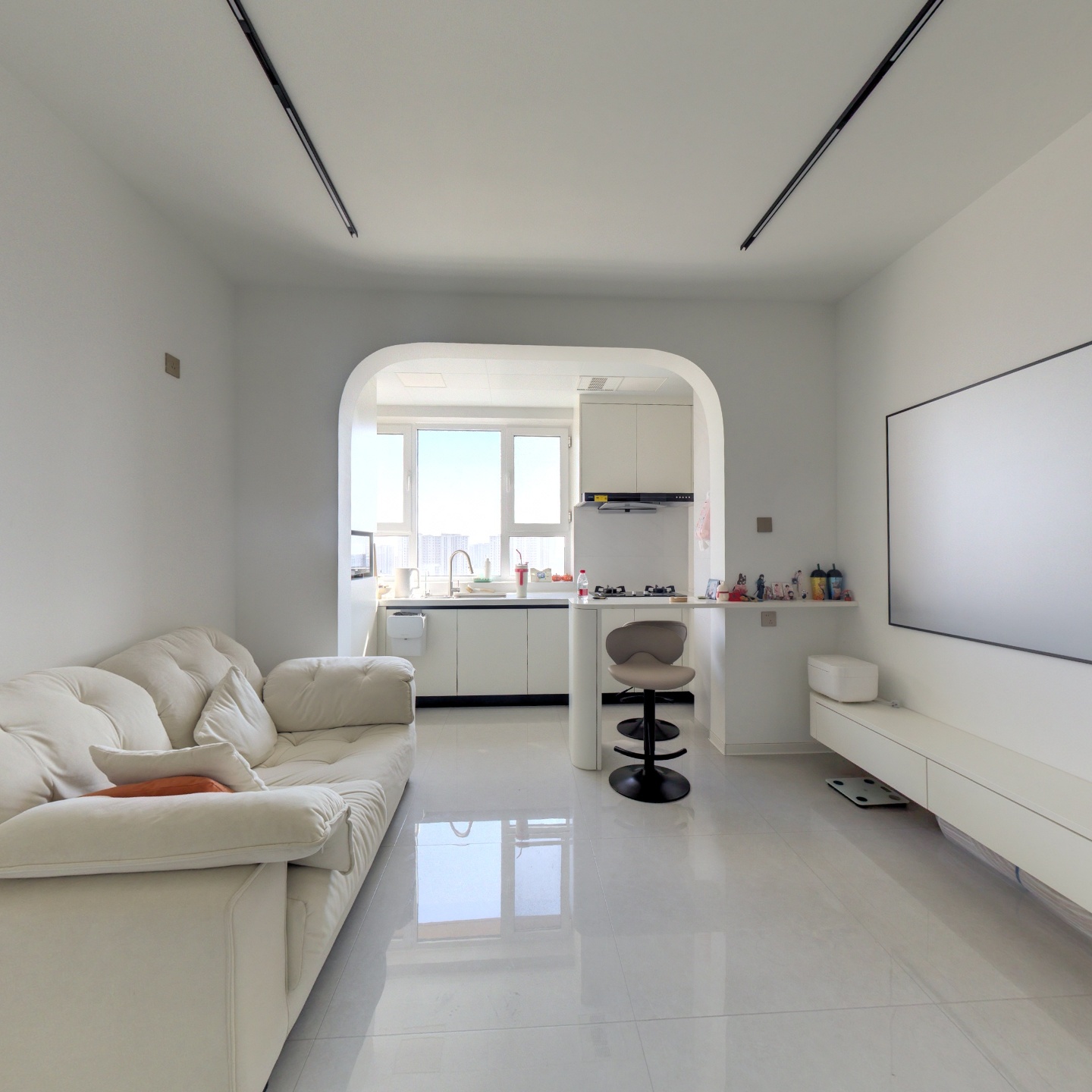 凯兴花园精装一居室，拎包住，自住标准