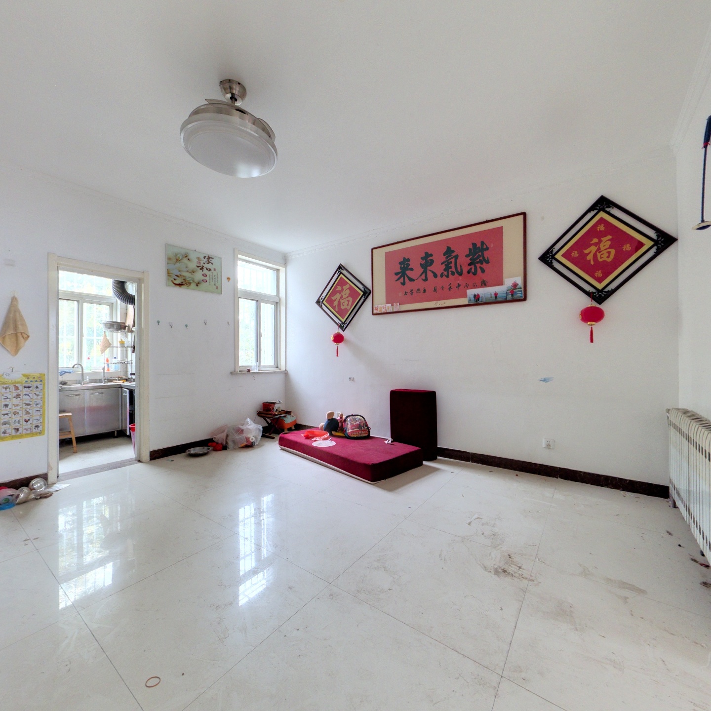 东店富贵苑3楼 2室 带储藏室 采光好