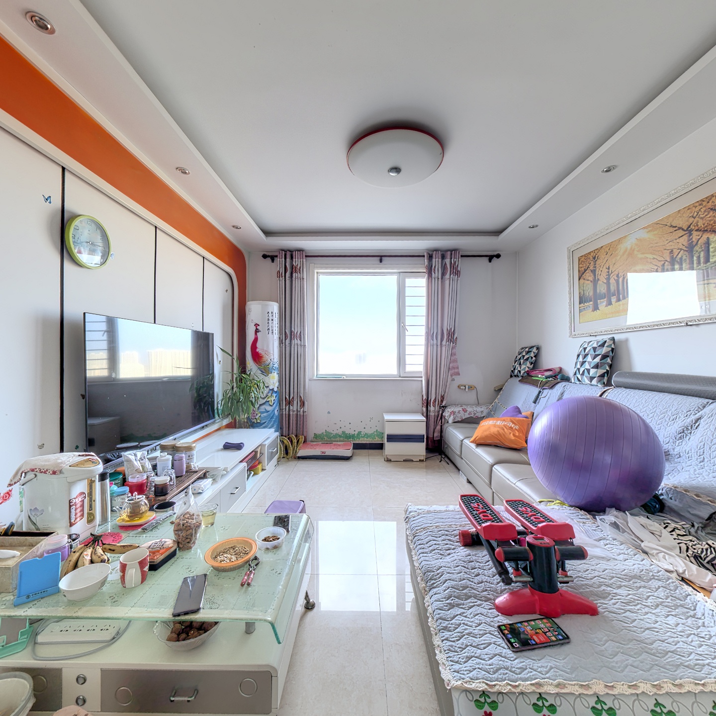 天保郦景社区为南北两排，共计九栋高层，电梯房