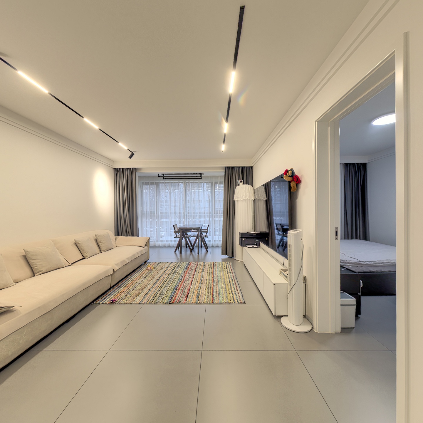 御景园精装修三羊开泰三居室诚意出售