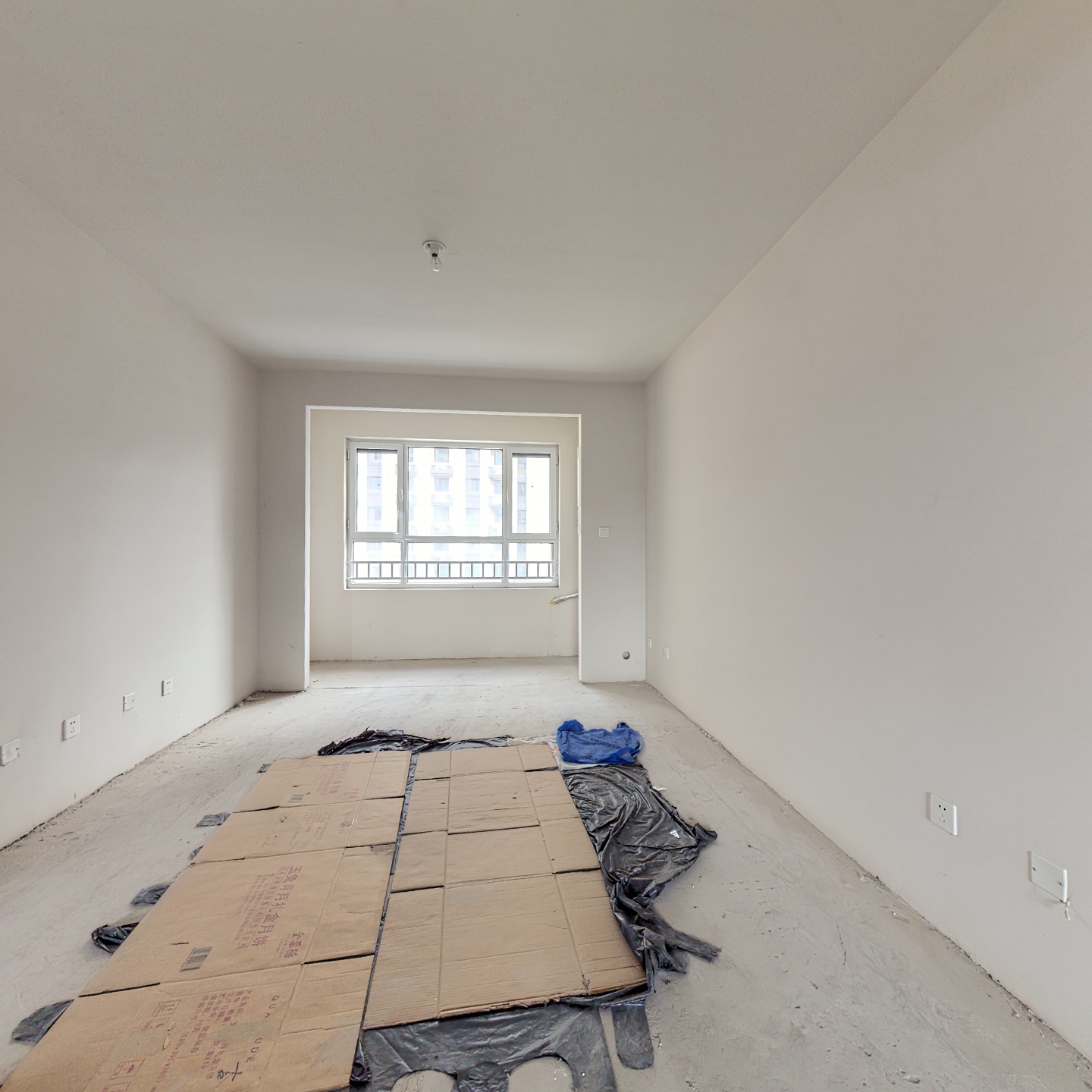 印象城，新小区，临火车站，近高铁，大三居，配套成熟