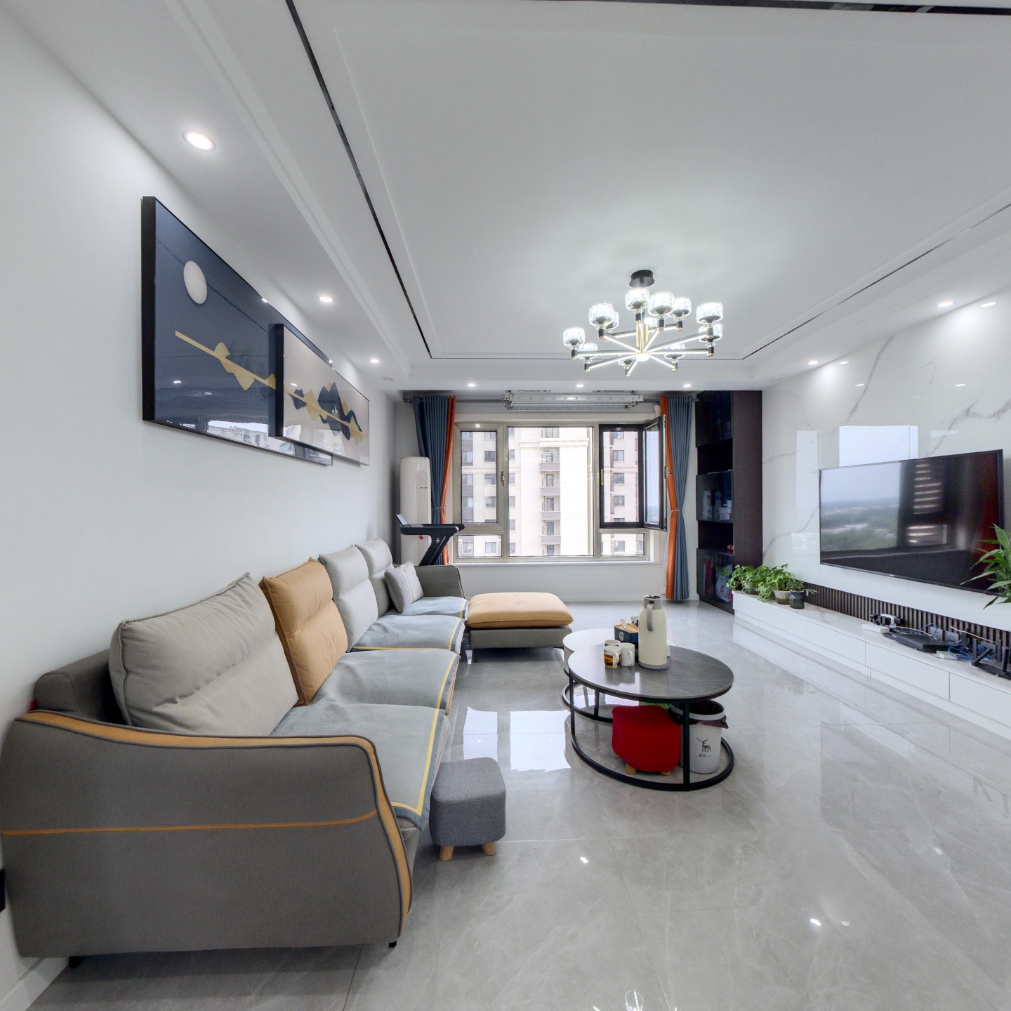 高铁东站 精装四居 电梯房 诚意出售