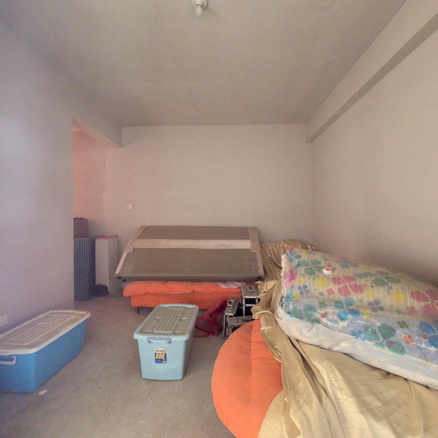 冠云路 空中花园社区 正规一居 急售