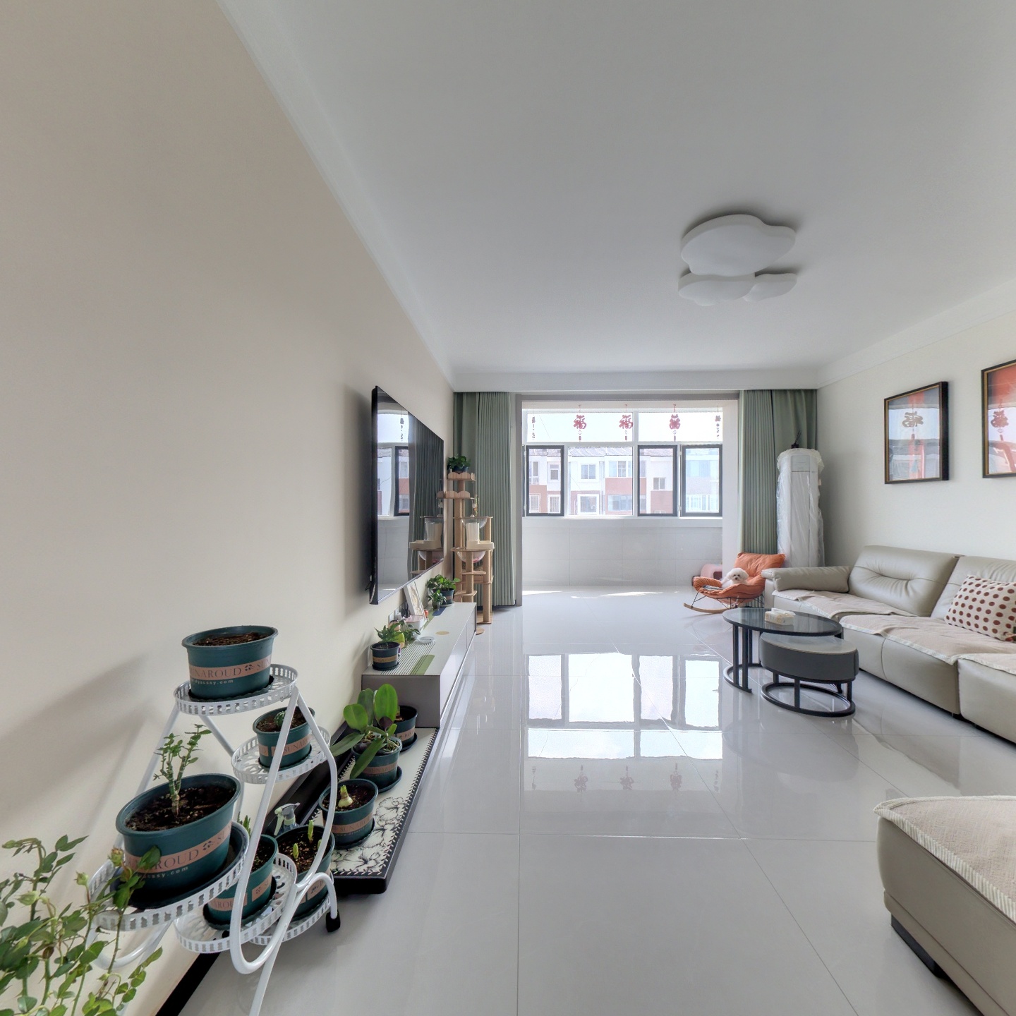 双语大三居 125平精装 南北通透  满五带小房