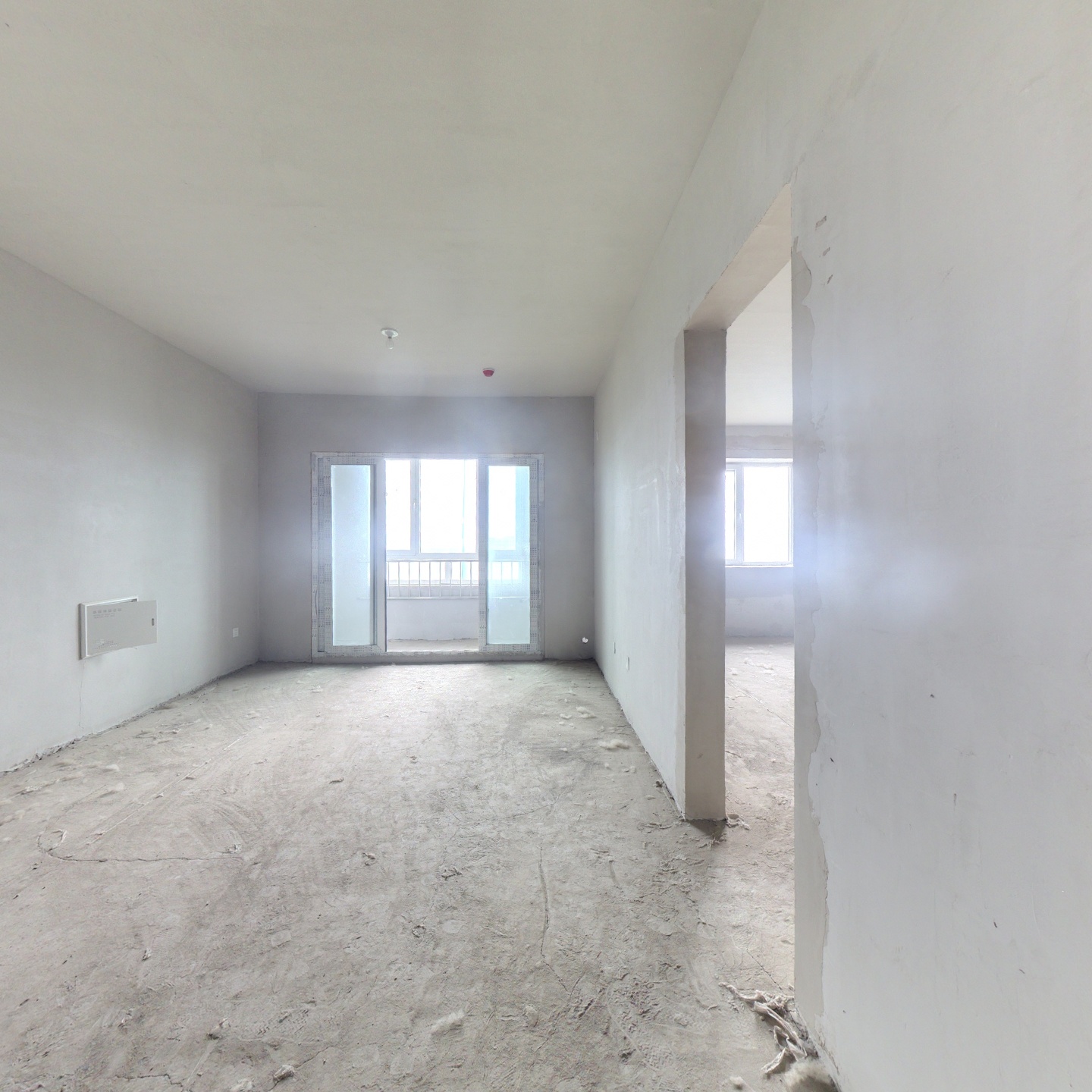 本房子在德信公园北侧 视野挺好的 全天采光不遮挡