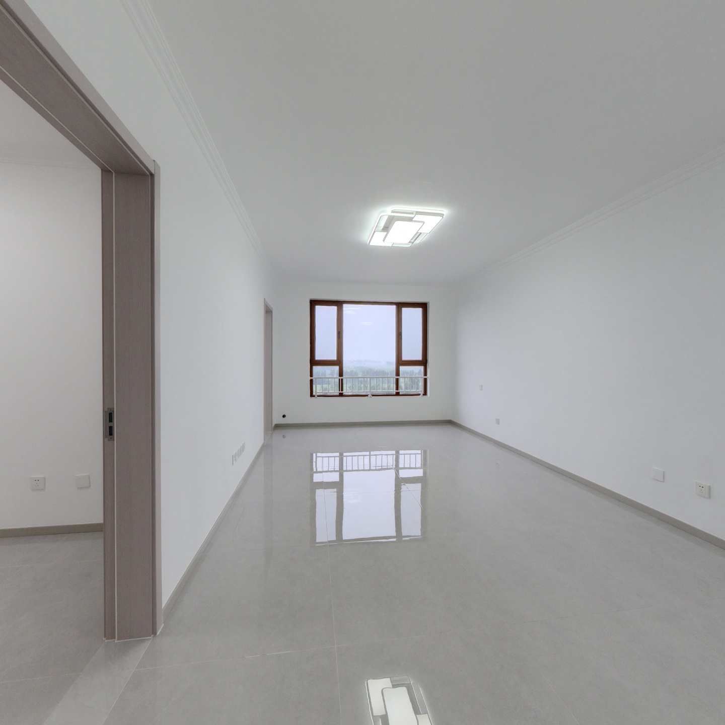 新干线精装修三居室 精装未住 看房随时