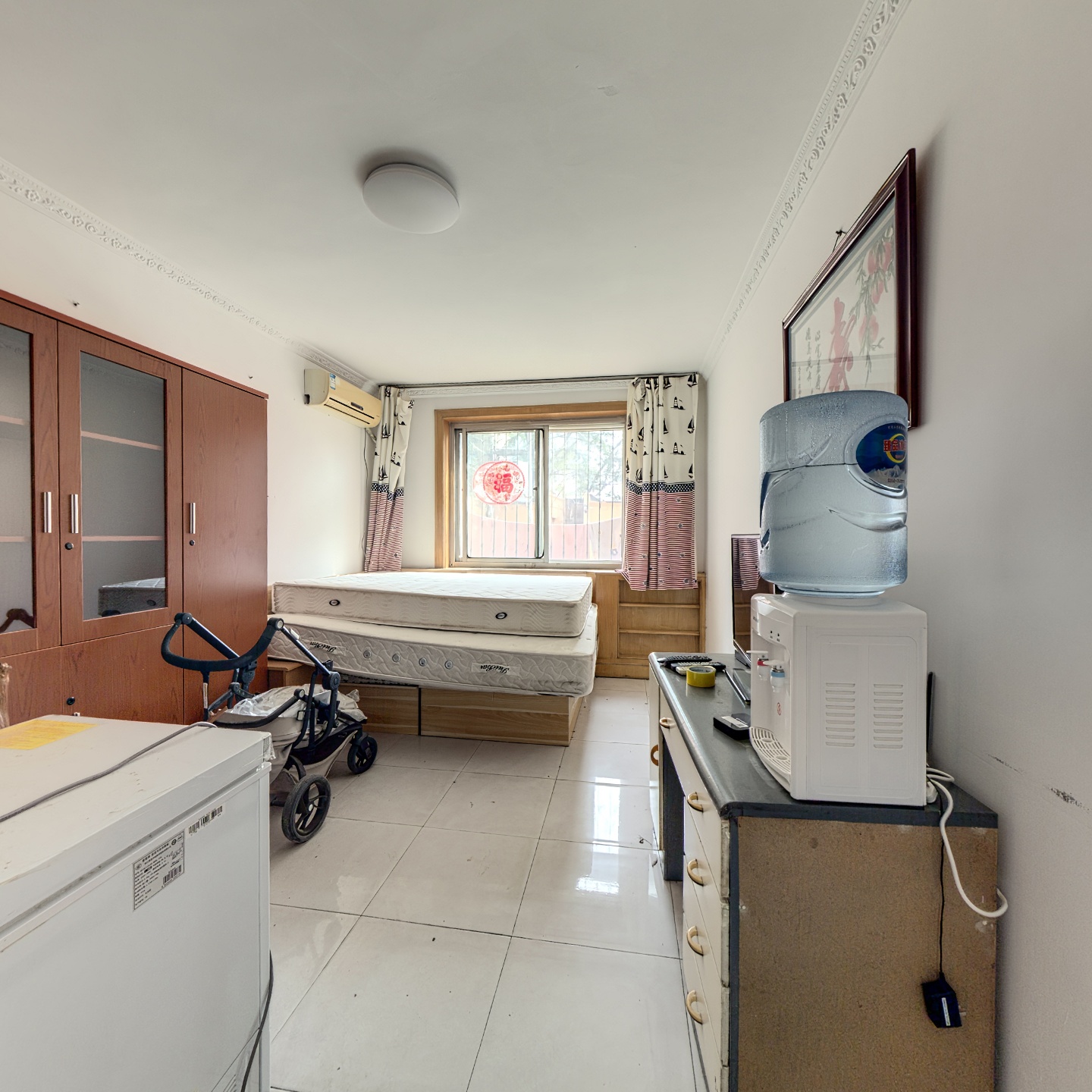 农行小区，1楼适合全龄人群居住。环境好