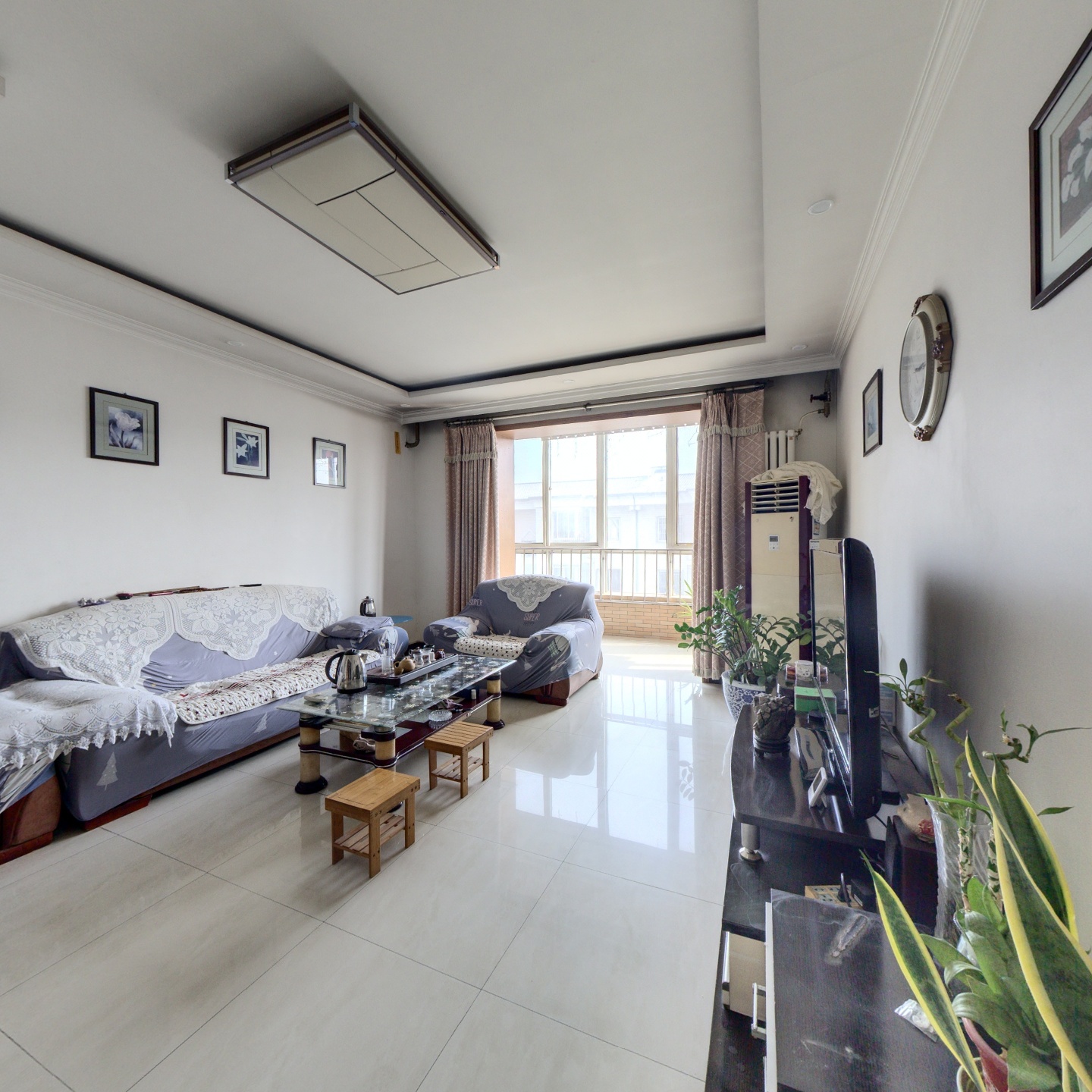 朝阳路旁 水乡园南北通透两居室  带阁楼地下室