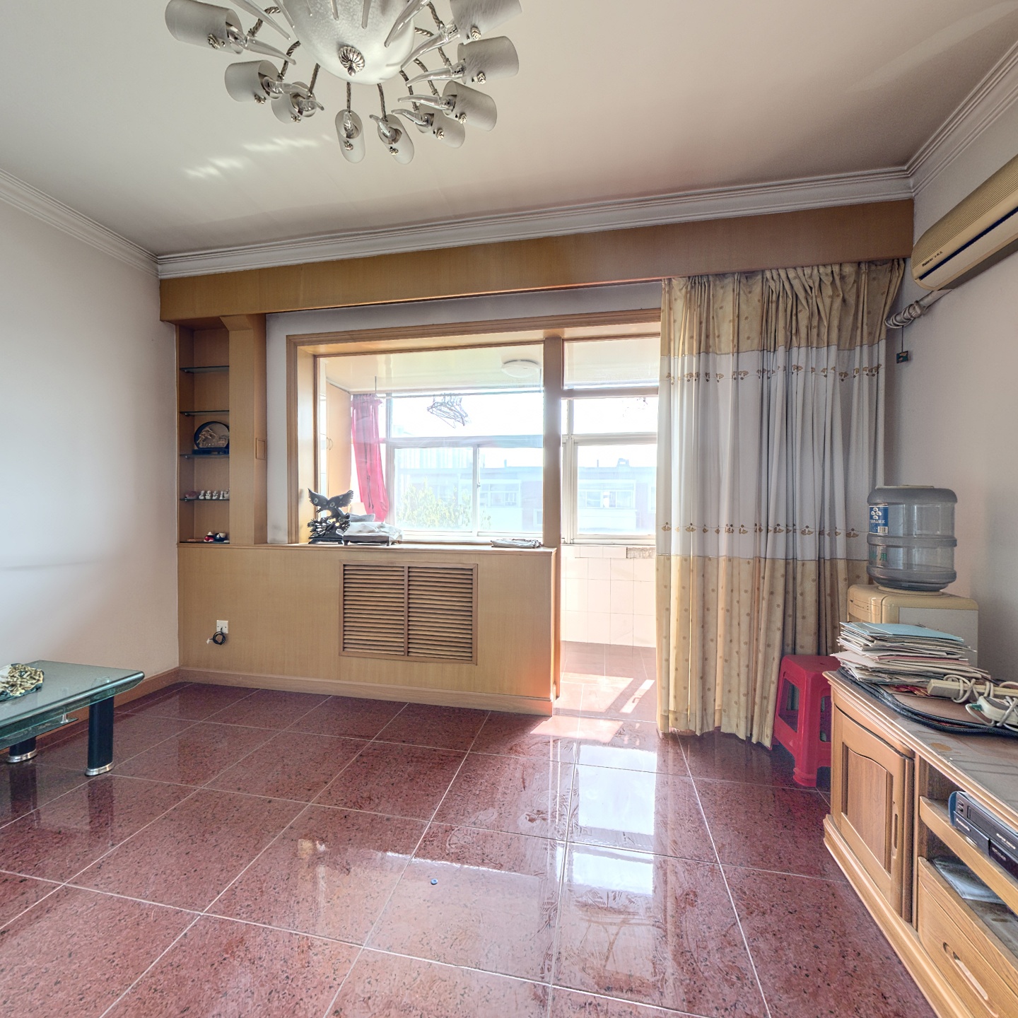 房本满五唯一，南北向，公摊小，采光好