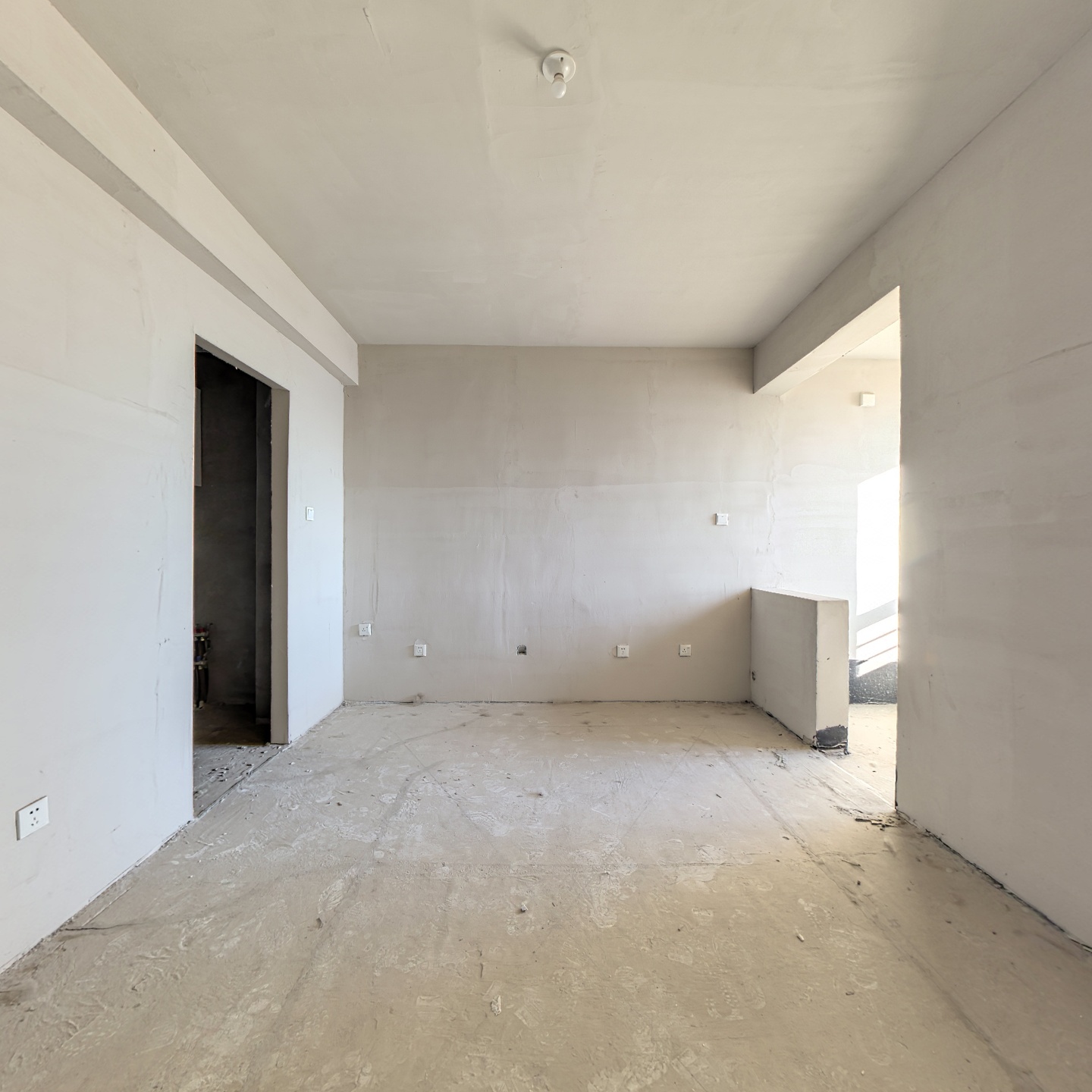 老城好小区，采光好，满两年税费少，有钥匙随时看房