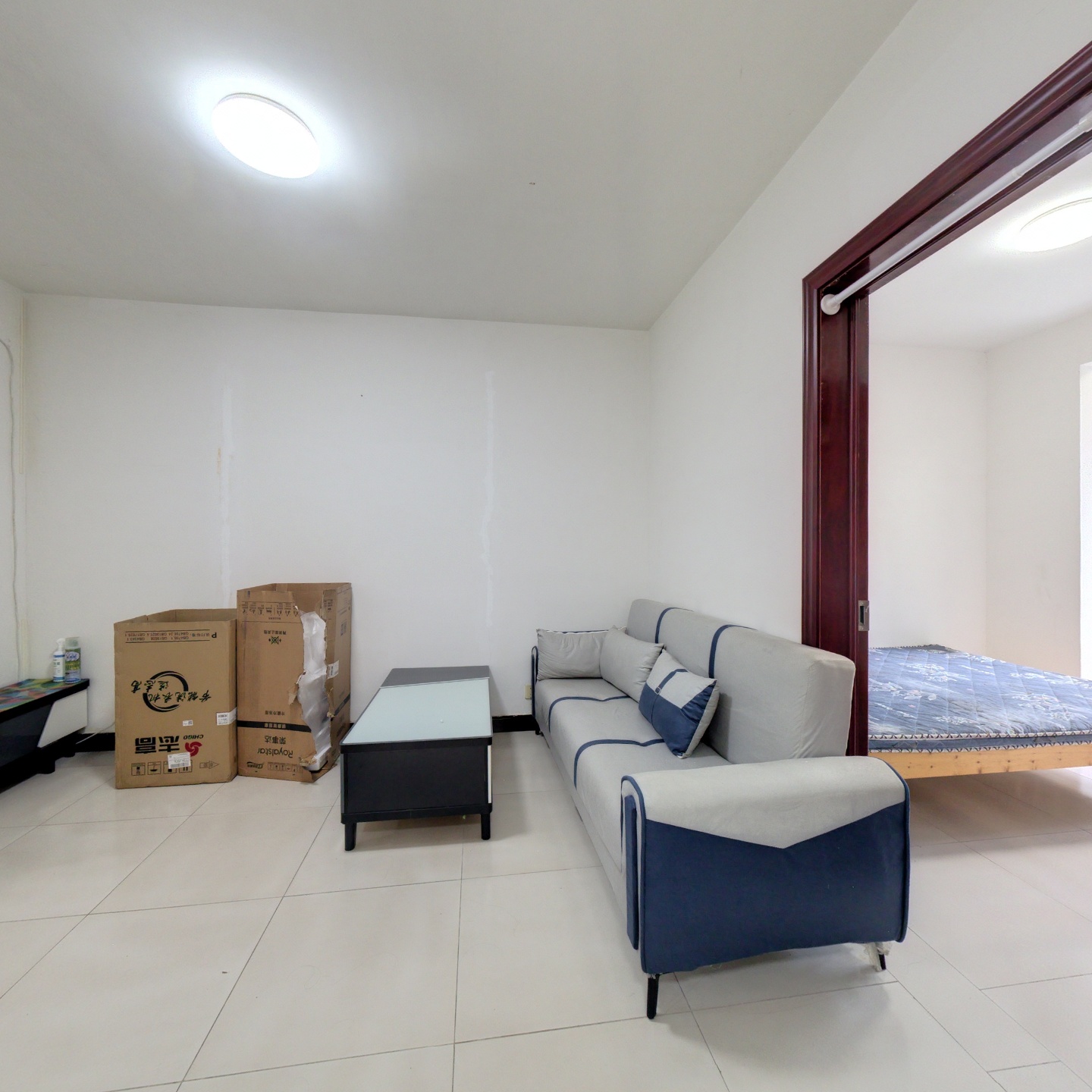 涿州东站天保绿城，简装小两居，南侧是小区大花园