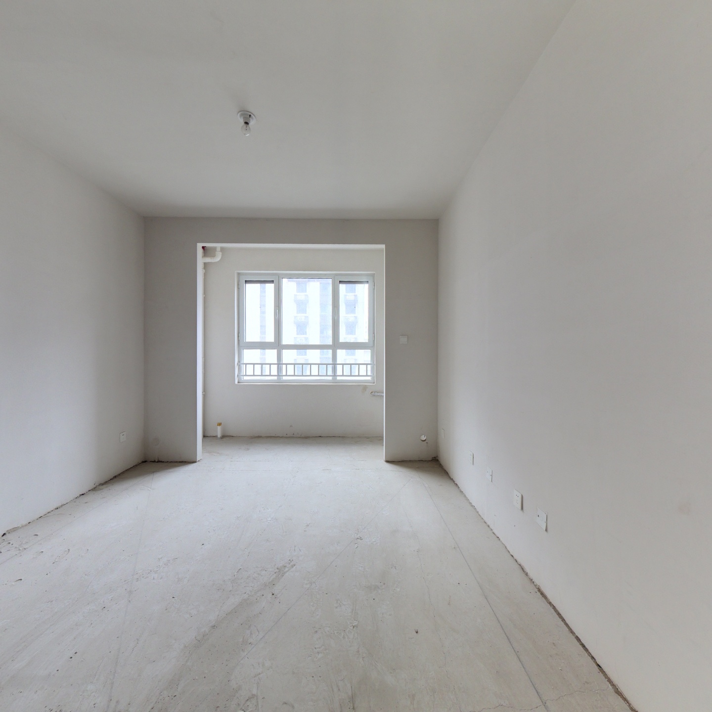 印象城，南向两居室，好楼层，采光好视野好