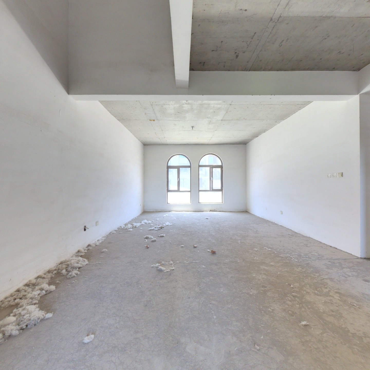 香邑溪谷叠拼别墅  毛坯房  随意装修