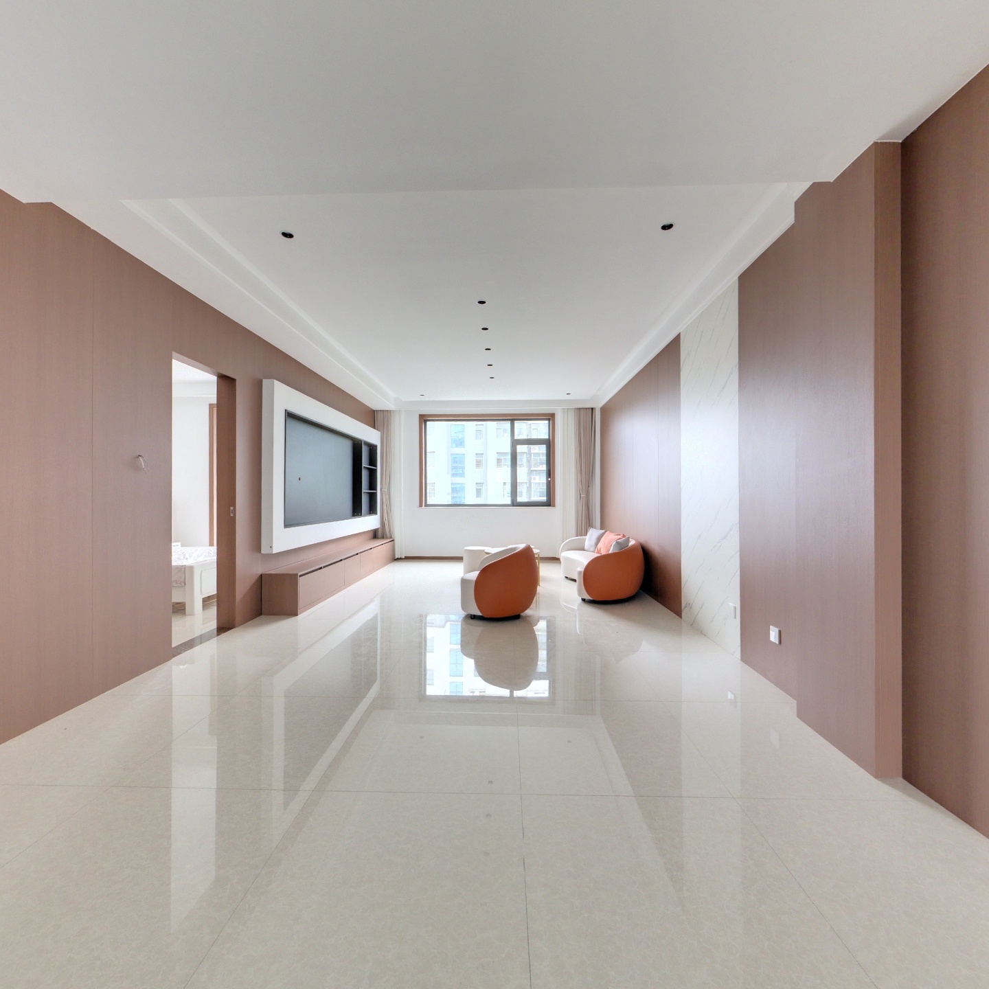 海岱益王府电梯五楼，143平，采光好，精装未住