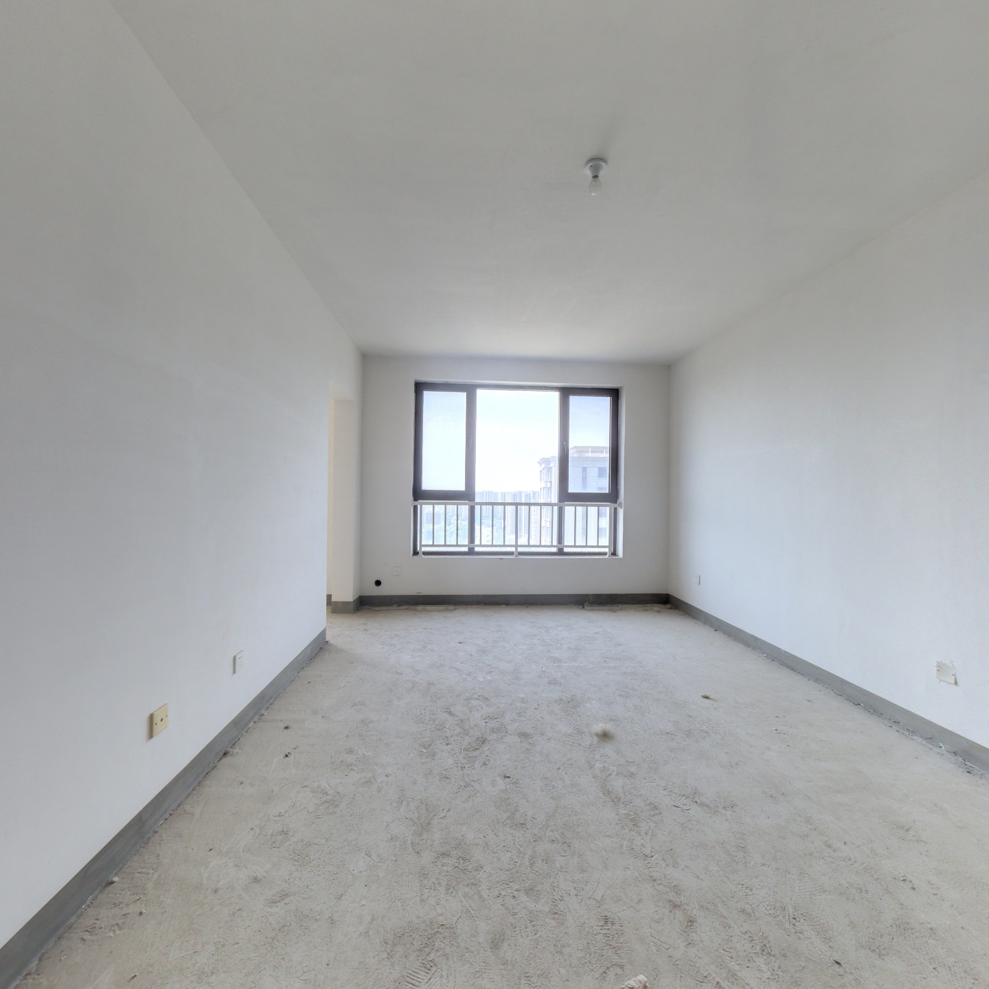 高铁东站 理想湾南向三居 此顶层 好房出售