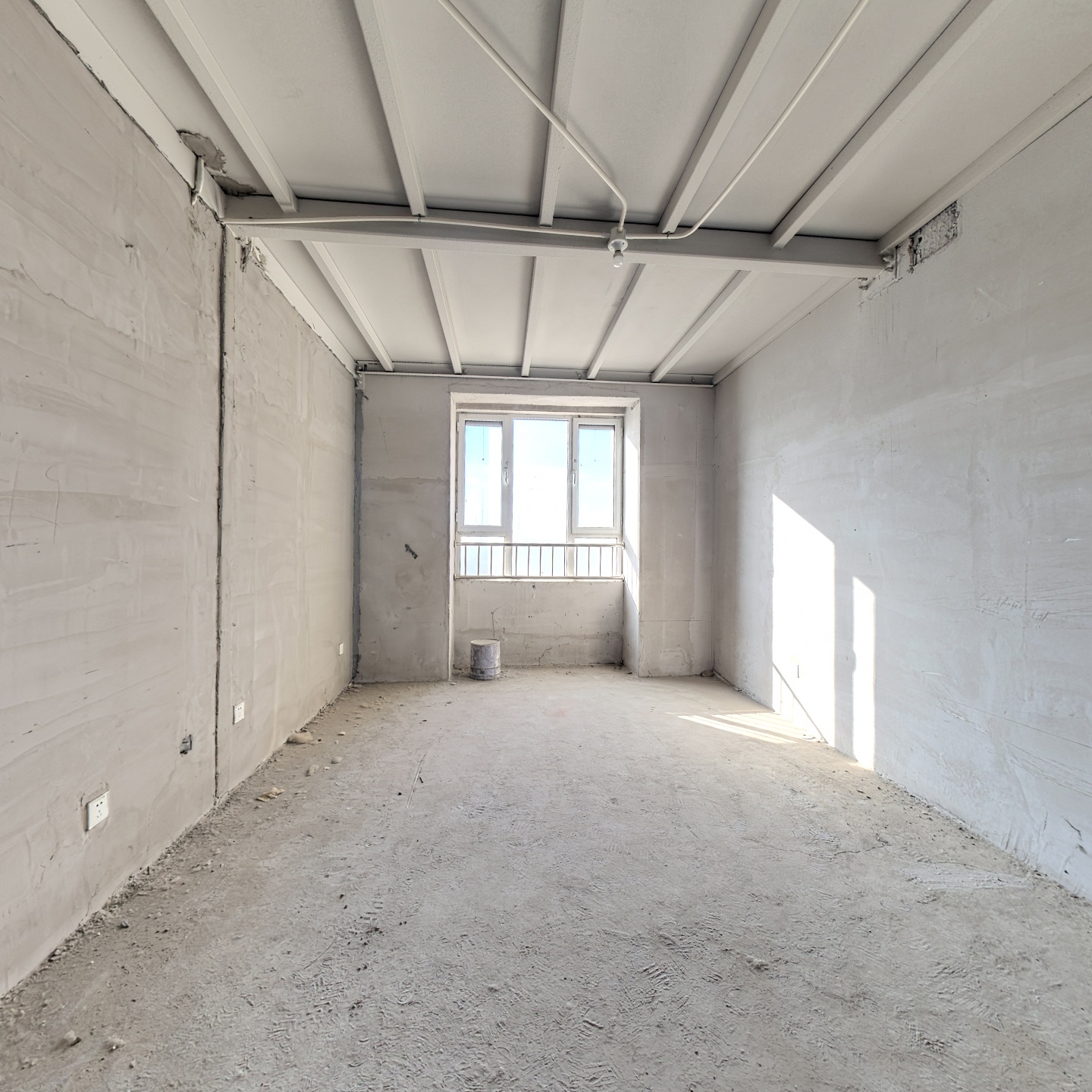 人车分流 出行方便。交通便利，出行方便。