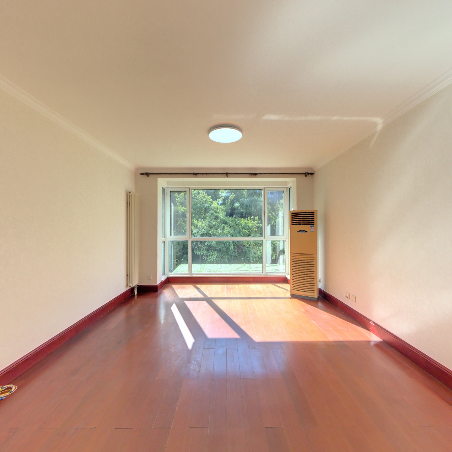 3年出一套，北排，安靜不臨街，喜歡安靜的來