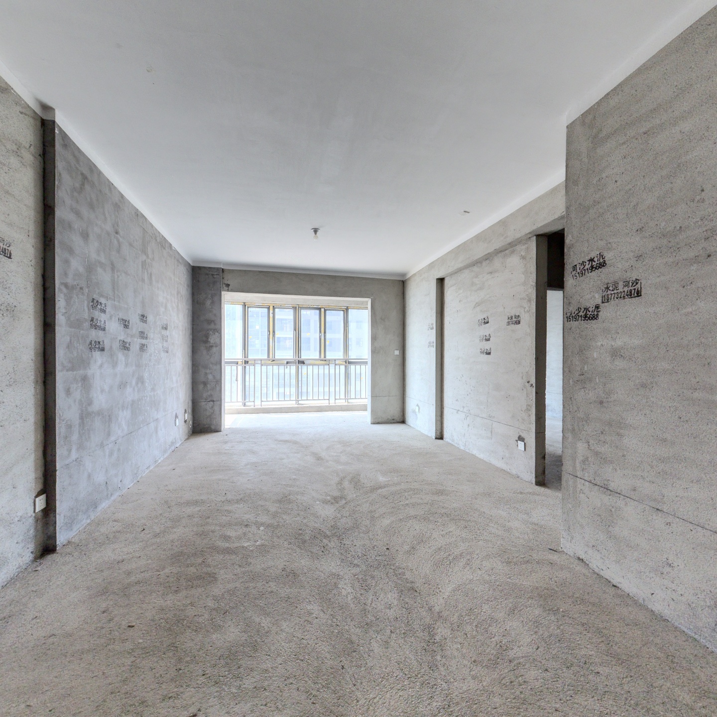 潭房国企开发新景未来城人车分流物业给力，园林景观优