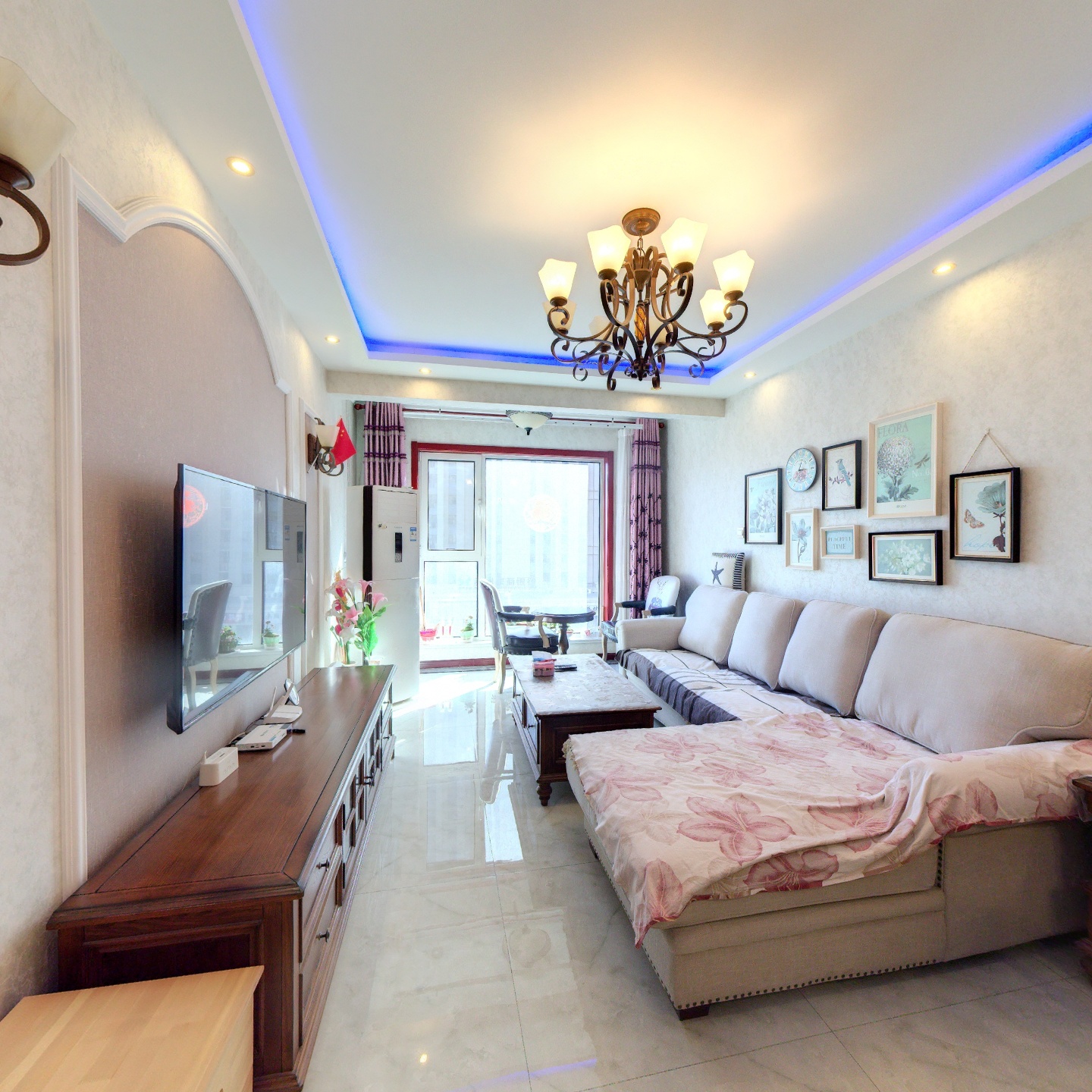 南向朝阳两居，采光好，视野开阔