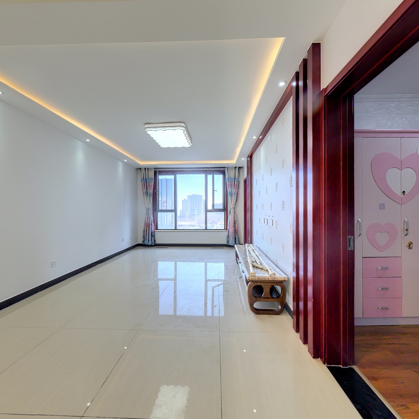 高铁东站，园林式住宅，房本满二，精装修