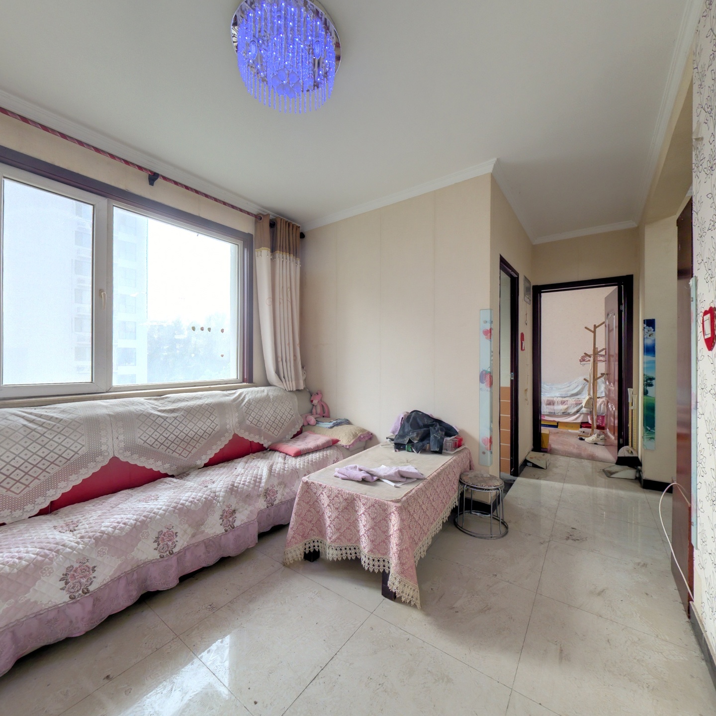 西南小两居  采光充足 通风好  简单装修  可拎包入住