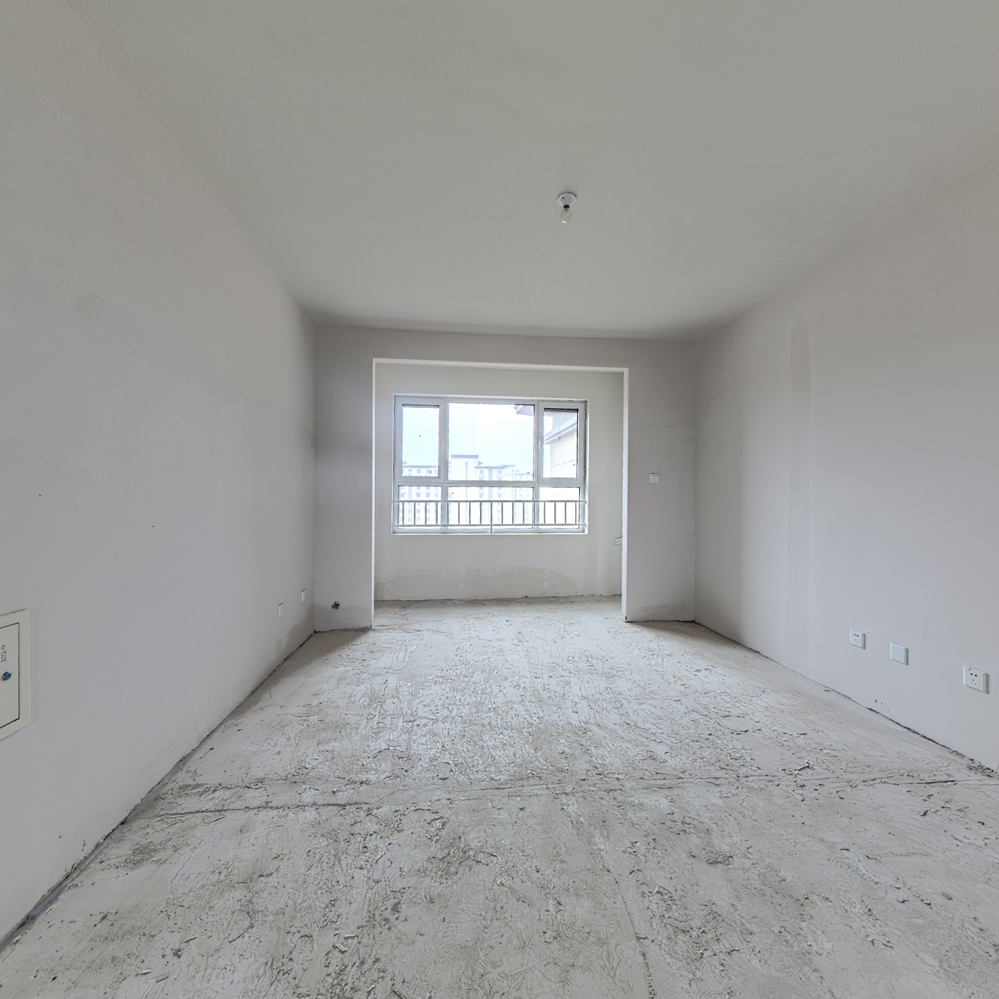 楼层好，采光好，南北通透三居。。。。。