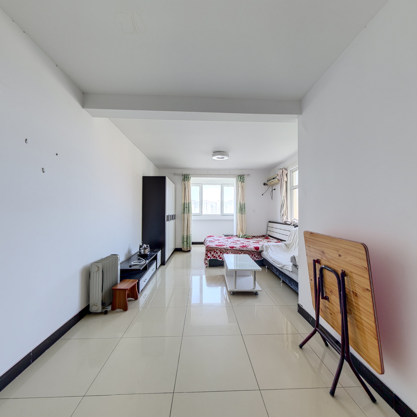 凯旋门 一居室  采光视野好  看房方便