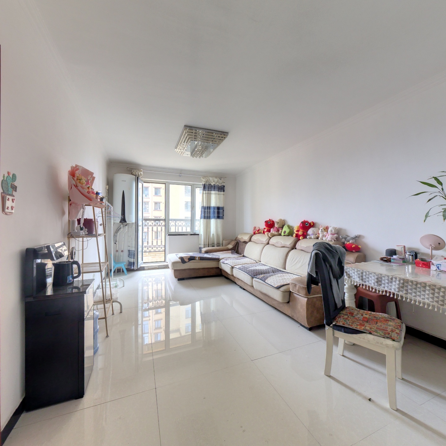 朝南两居，房本满二，高楼层视野开阔