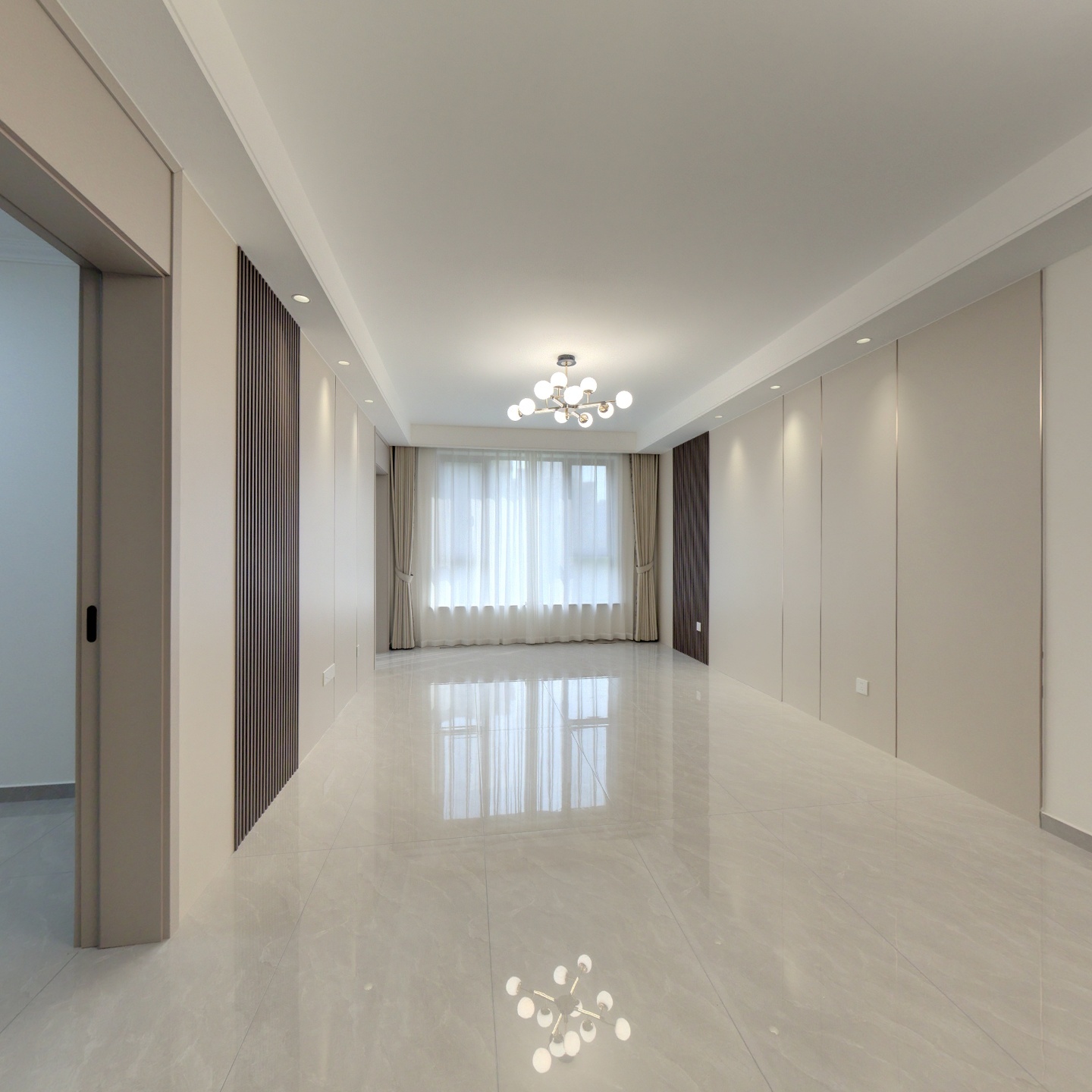 此房南向三居室，好位置，自住硬装