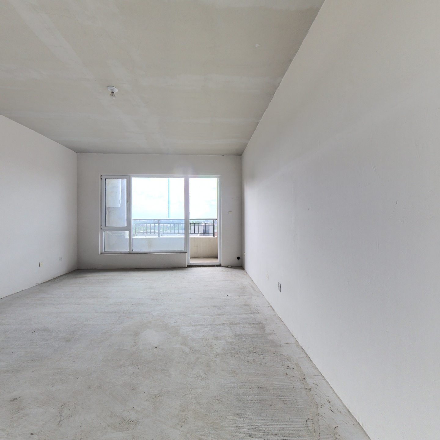 涿州城西 桃源新都孔雀城89平通透2居洋房顶层带大露台