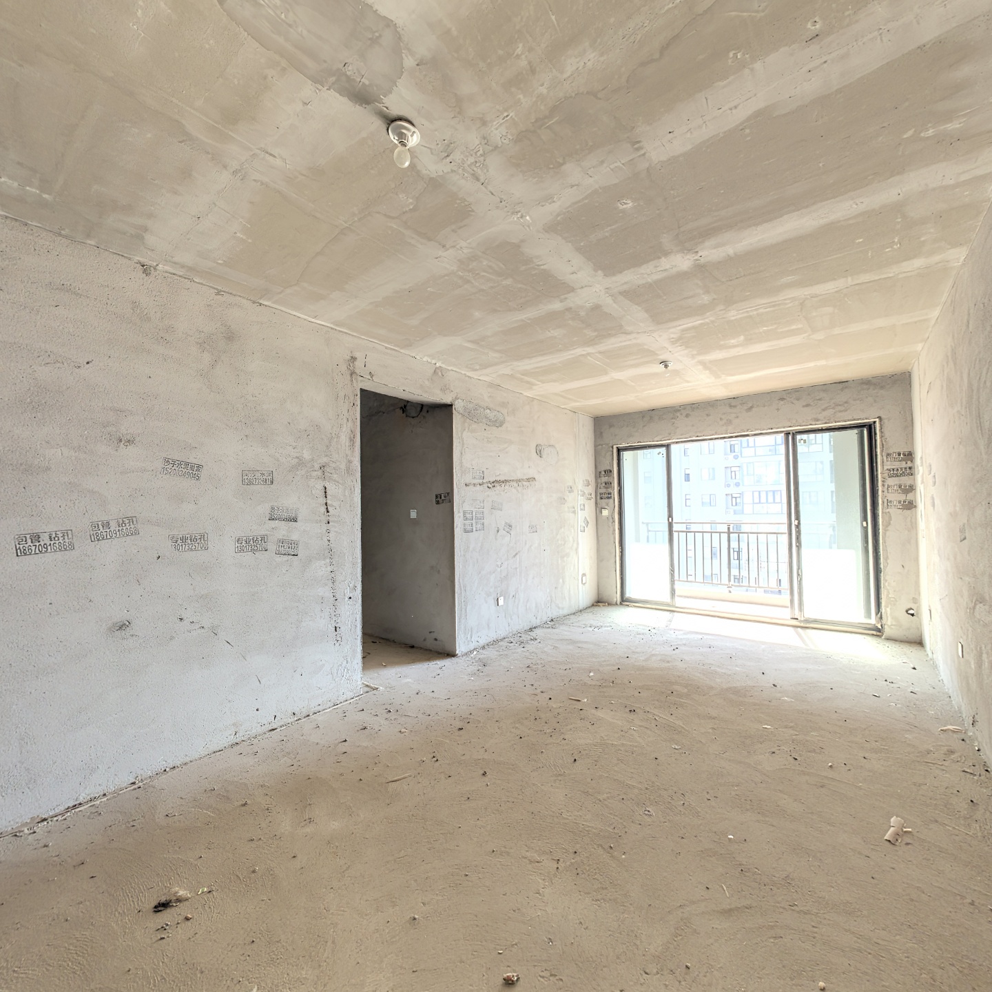 天降巨娄成本50多个现在只需32.8个电梯中层随时看房