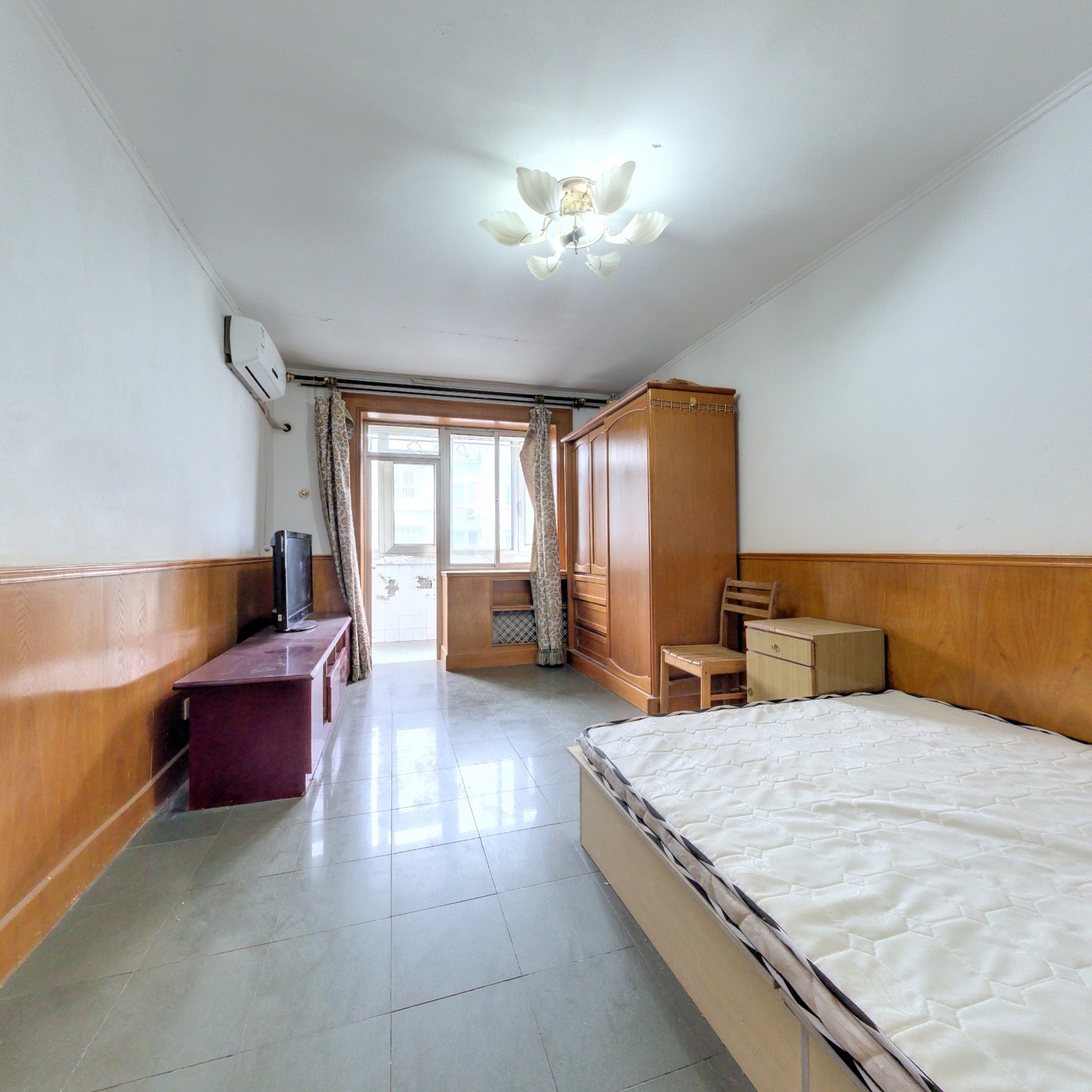 左家莊東里房子是滿五年，明廚明衛(wèi)，南北全明戶型