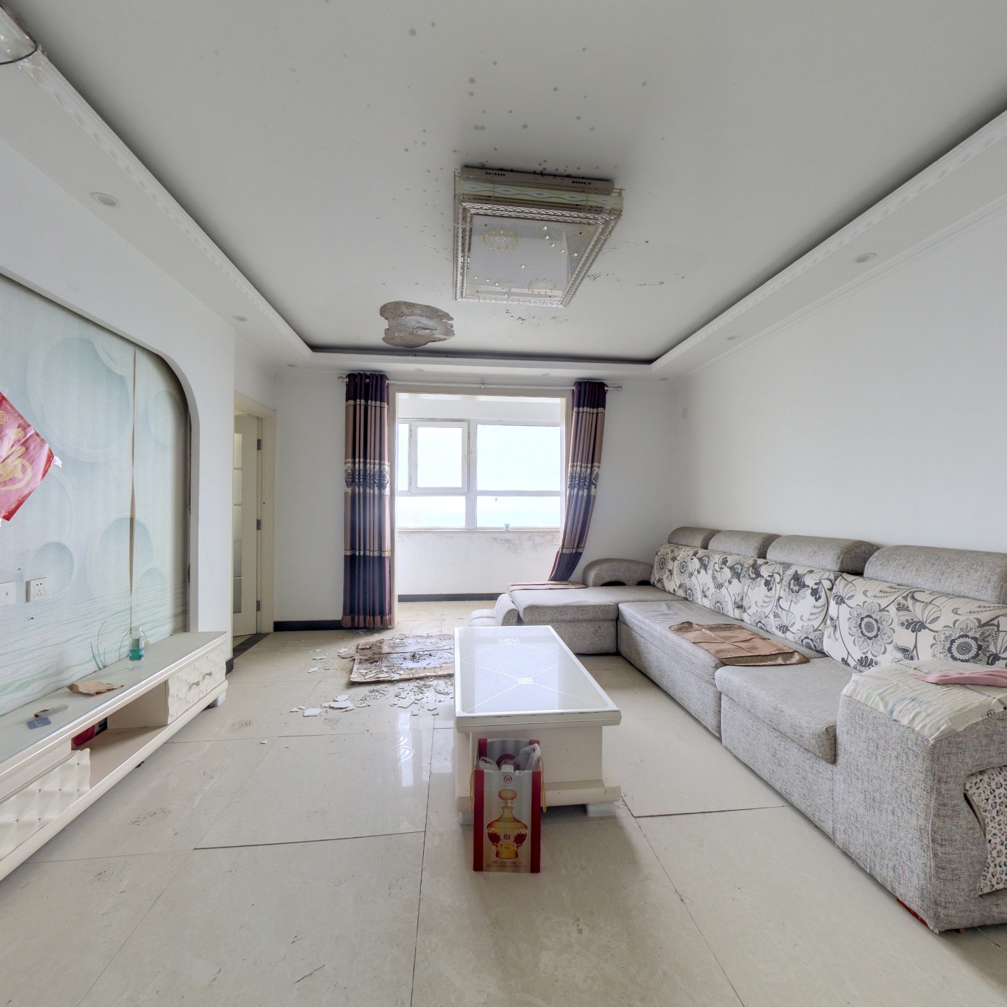 水岸花城 2室1厅 南 北