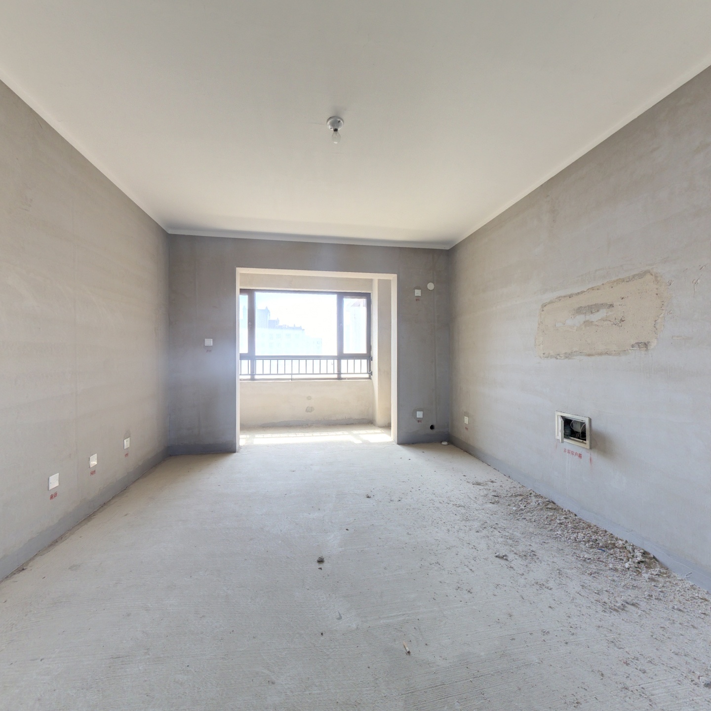 南北通透3居全明格局，百米楼间距。