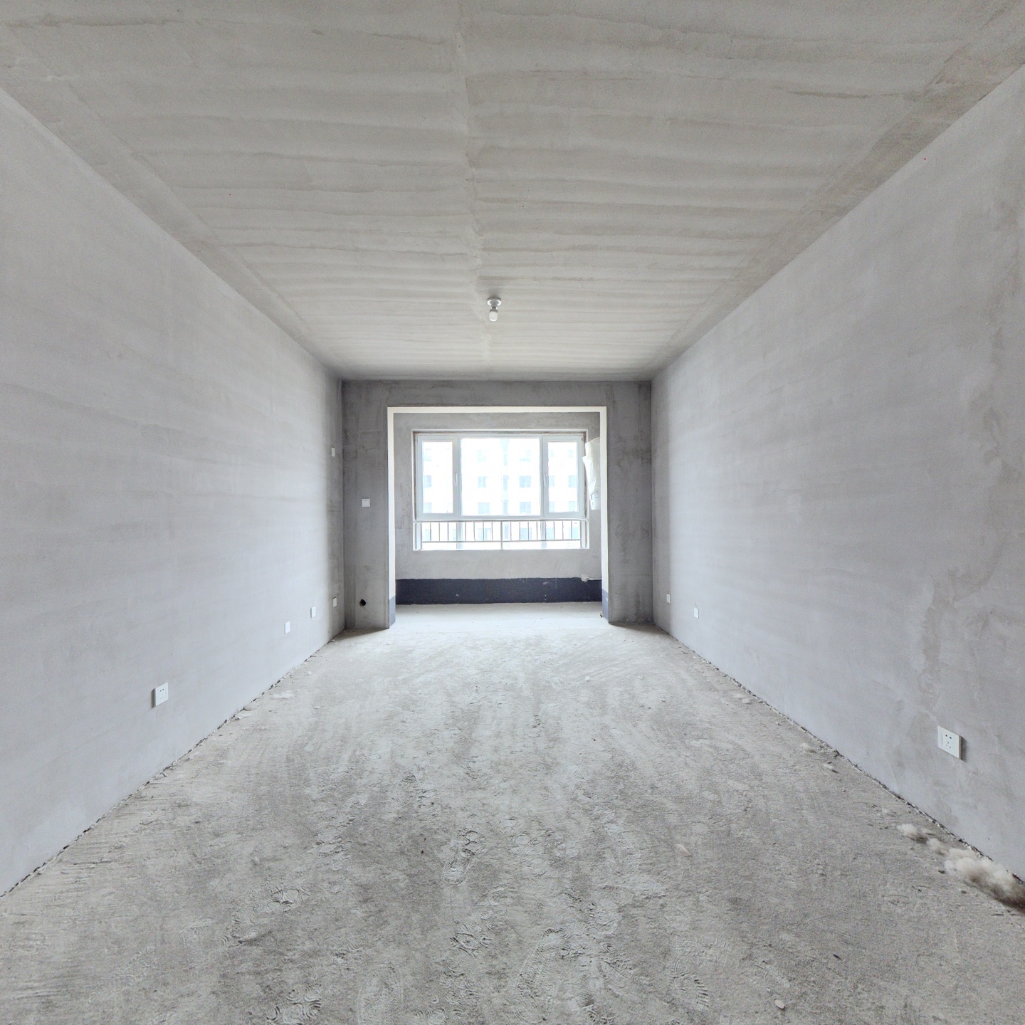 松林店商圈 花园社区 电梯房 南向两居出售