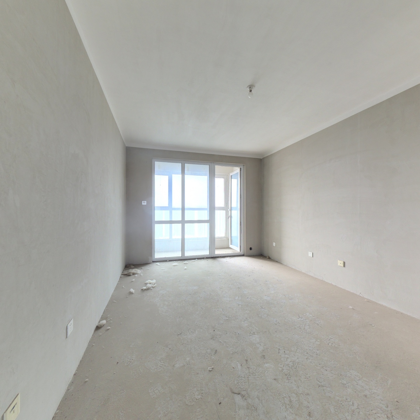 南北透透 大三居 采光好 央企社区