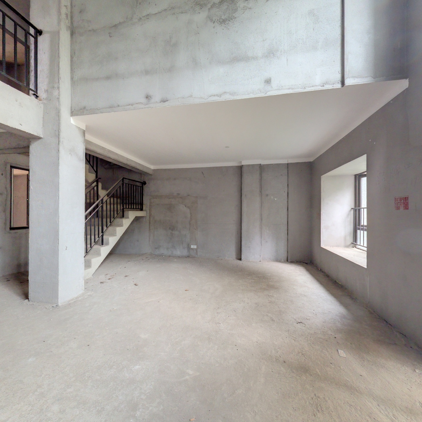 市政府商圈碧桂园黄金时代中间楼栋下叠