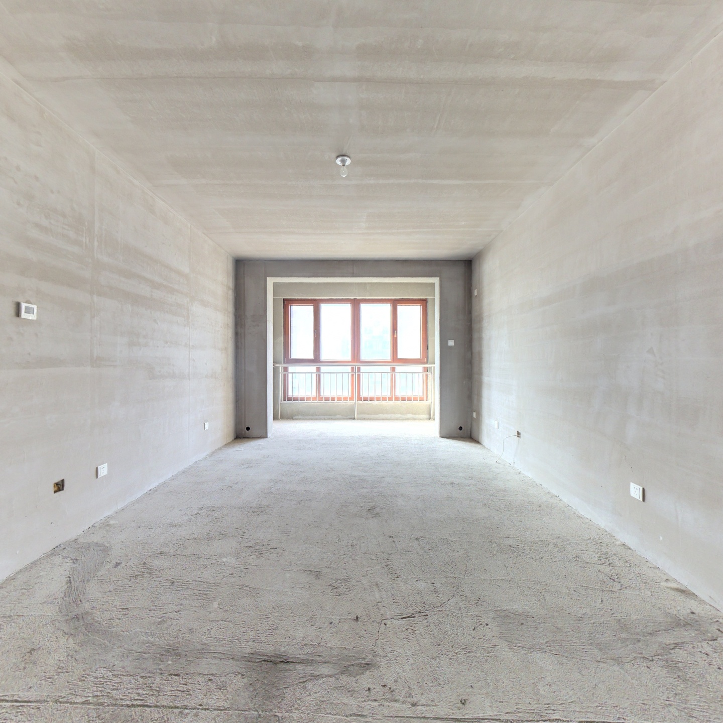 北京发展房主诚意出售，地段好。