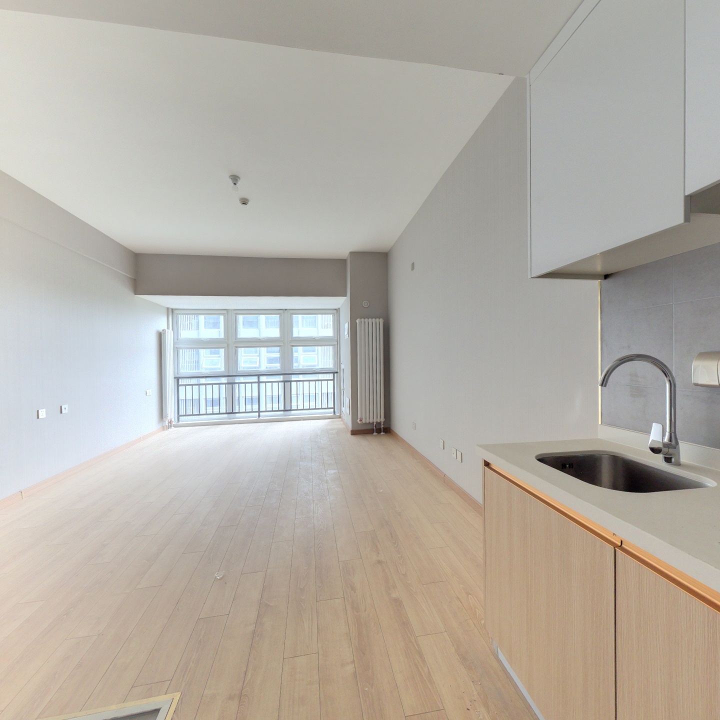 万科城际之光酒店式，精装修交房，业主诚意出售