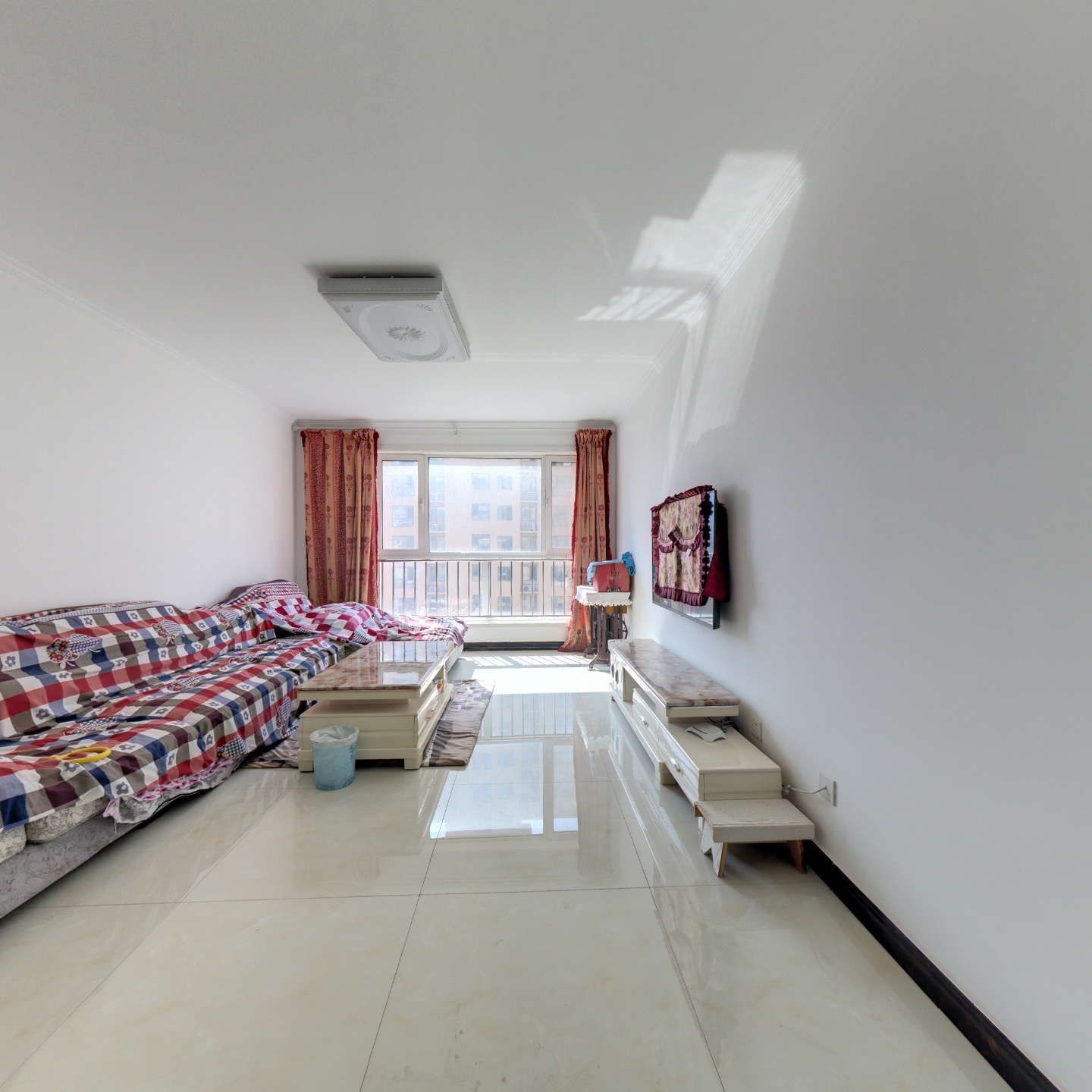 钻石广场 2室2厅 南