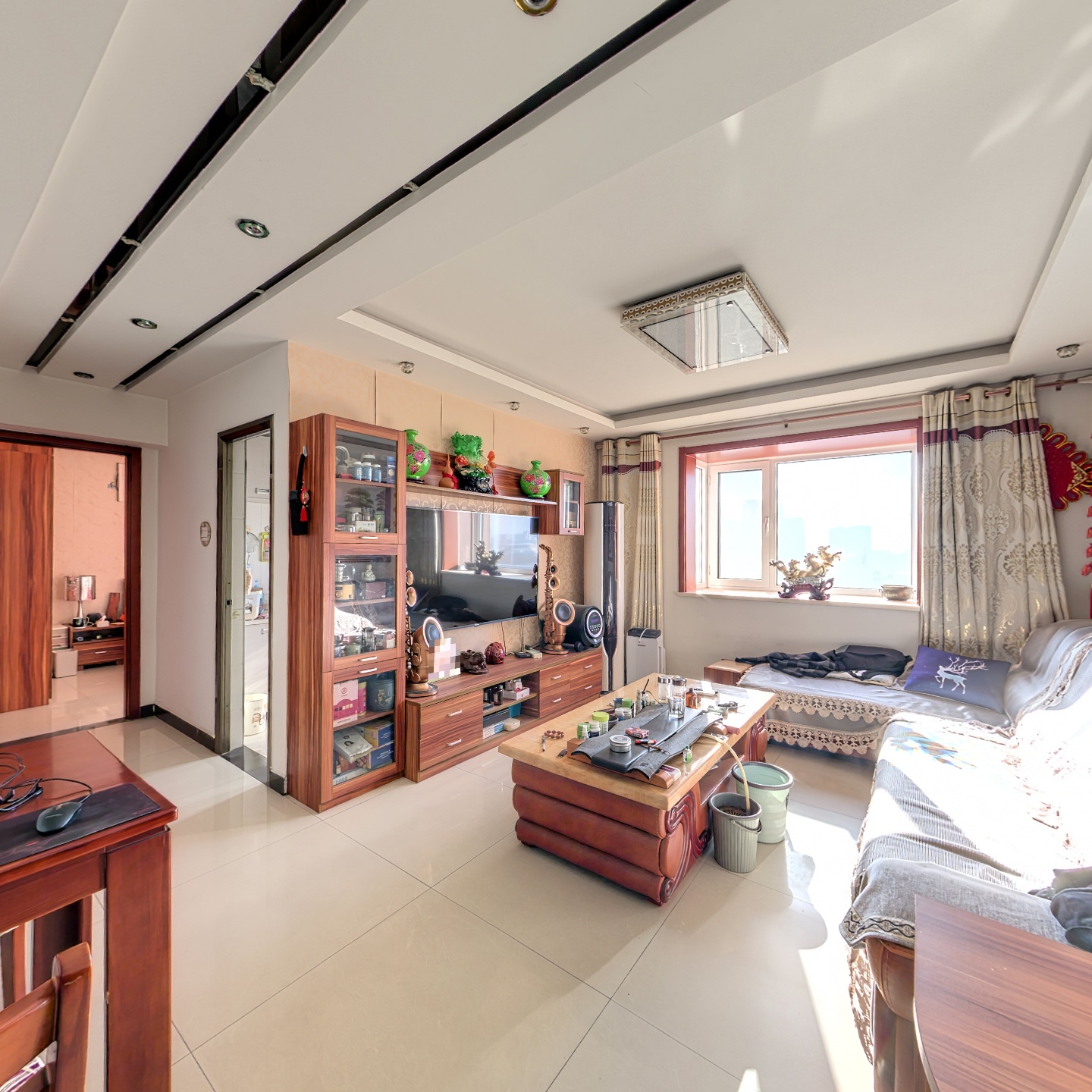 临香邑溪谷大社区，配套齐全，出门就是步行街