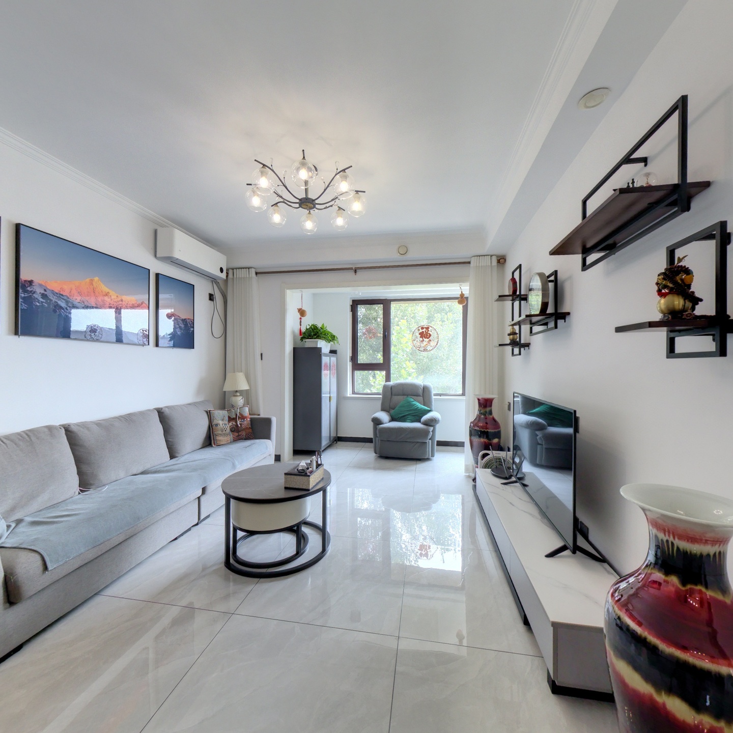 20万精装有房本通透的两居 定制家具