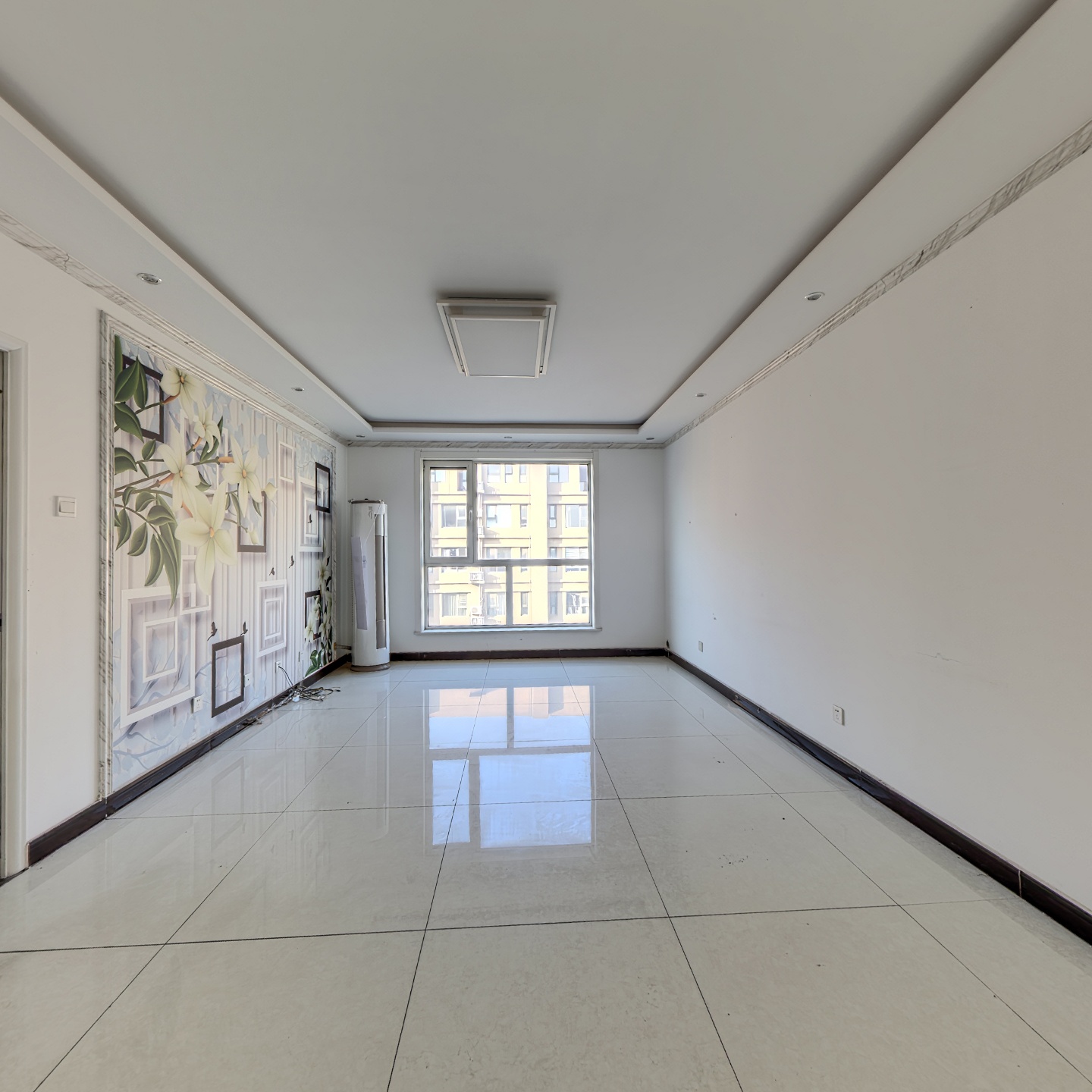 涿州开发区，钻石广场小区，简单装修，房子采光好