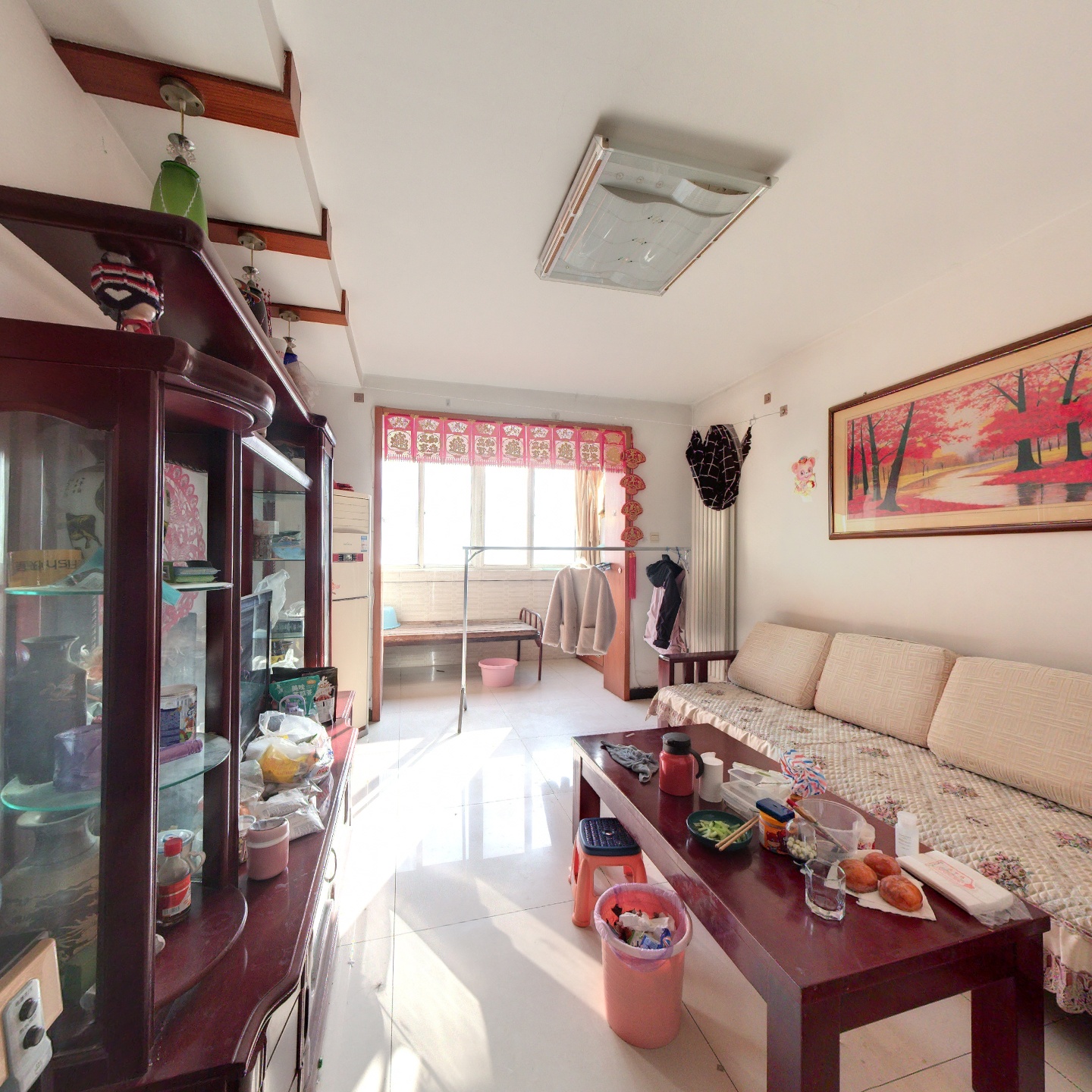 东大街板楼社区南北通透两居室精装修好地段 公摊小