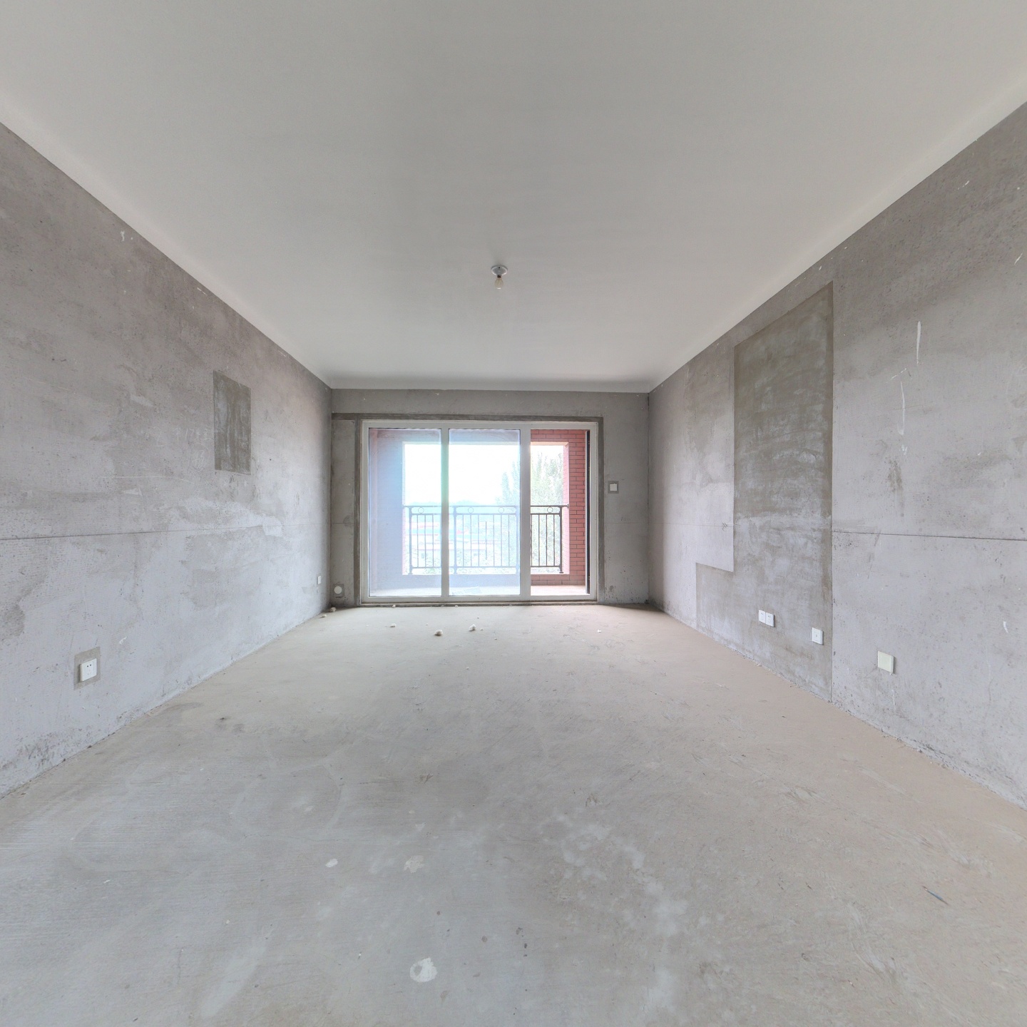 滟澜公馆西区    带车位   洋房 67 万