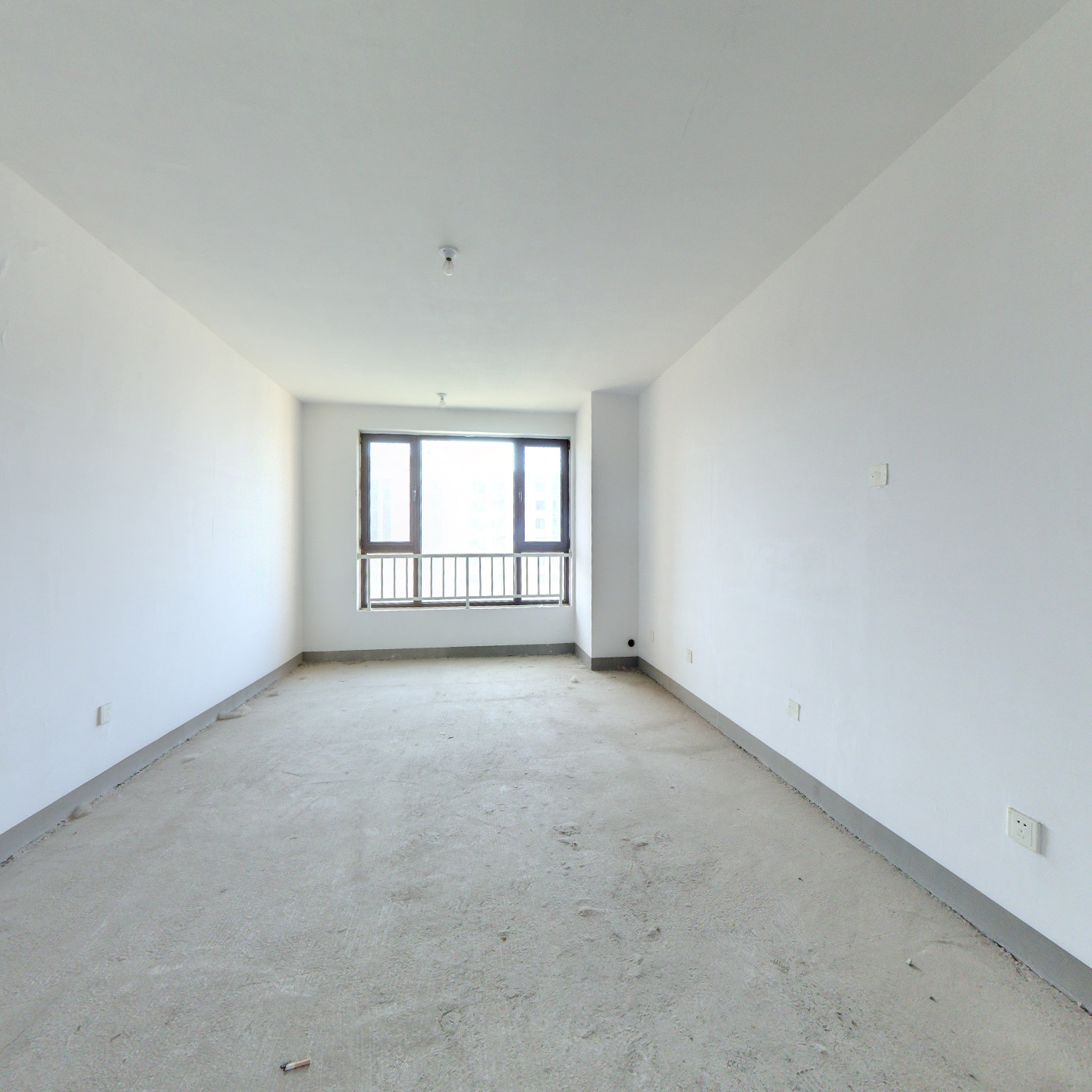 鸿坤满五唯一，高楼层，采光充足，视野开阔