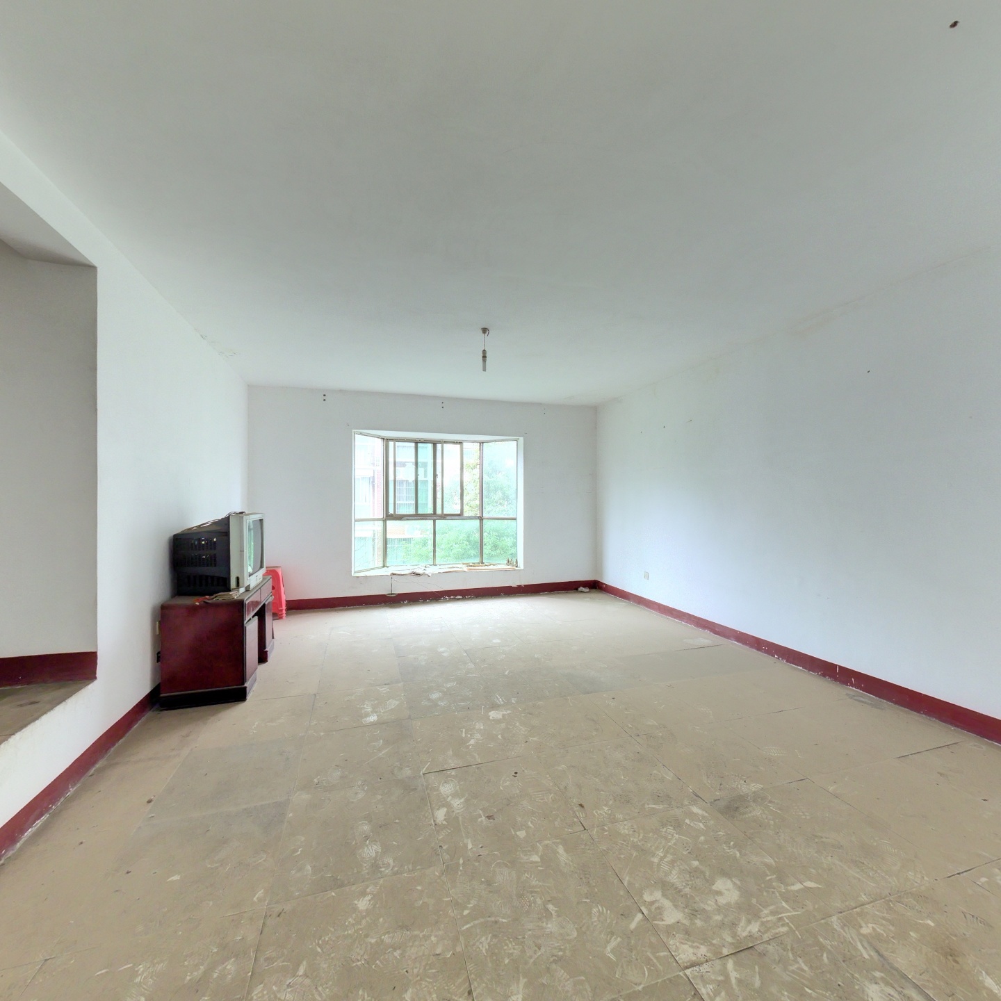 新景家園 4室2厅 南