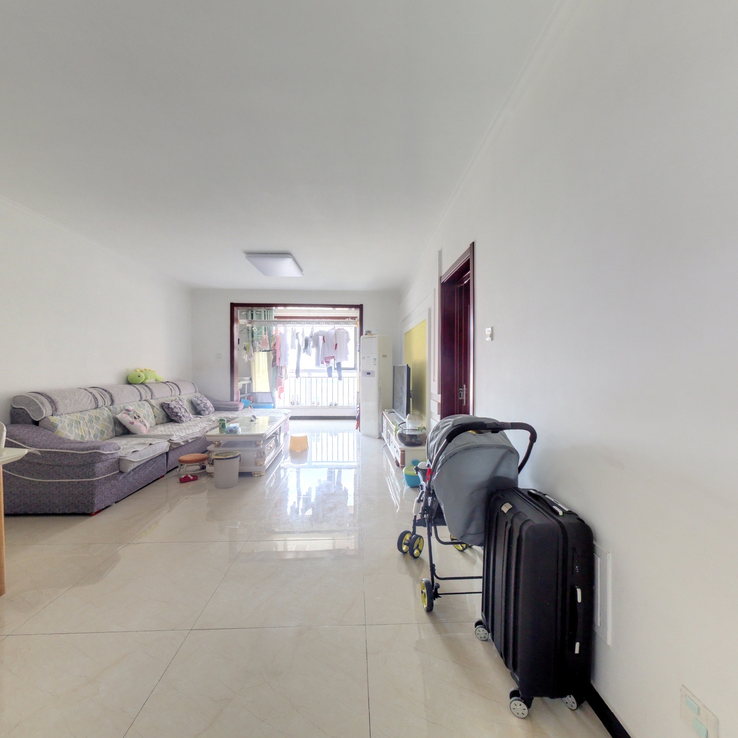 双塔区电梯房，南向大两居 中上楼层采光无遮挡